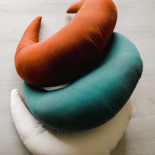 Organic Snuggle Me Nursing Pillow for Breastfeeding Support - Comfortable & Ergonomic Baby Feeding Pillow for Newborns & Infants - Perfect for Nursing, Bottle Feeding & Cuddling at Home or On-the-Go
