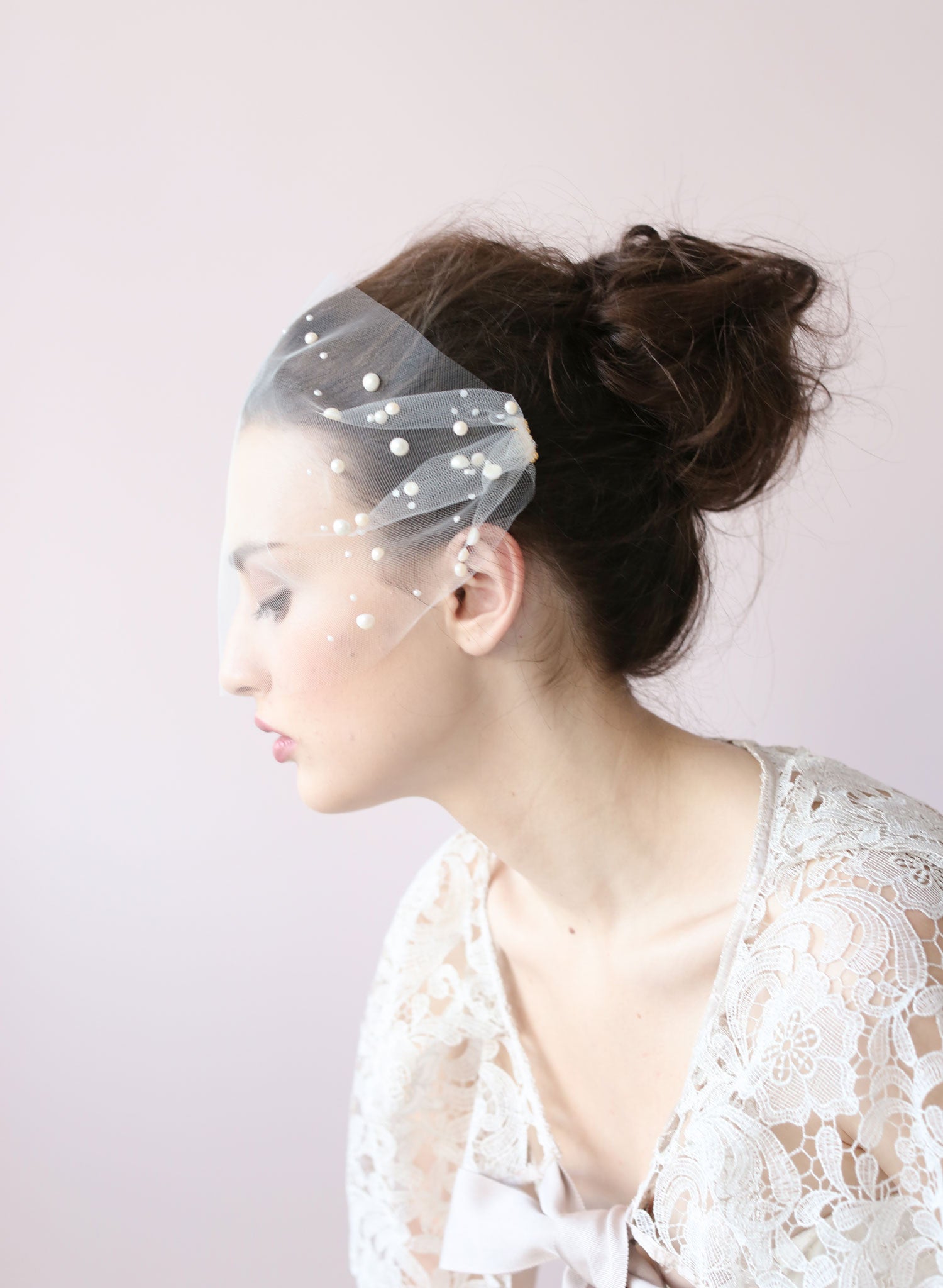 Elegant Pearl Adorned Tulle Bandeau Veil - Wedding Hair Accessory for Brides, Prom & Special Occasions | Style #427