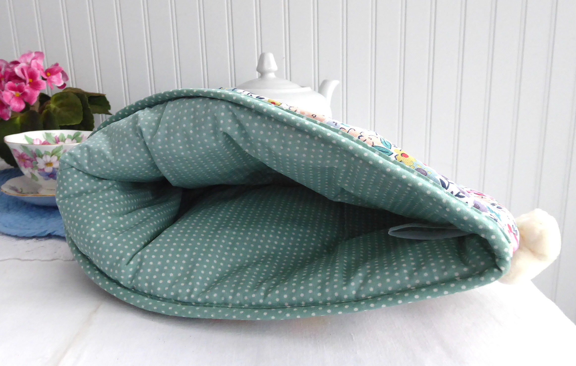 Chintz Rabbit Tea Cozy - Large Padded Bunny-Shaped Tea Pot Cover by Ulster Weavers - Perfect for English Tea Parties & Cozy Kitchen Decor