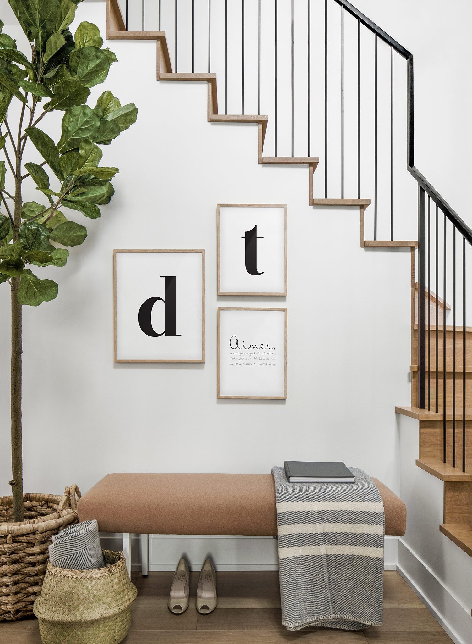 Lowercase Letter T Poster - Educational Alphabet Wall Art for Kids' Room, Classroom & Nursery Decor