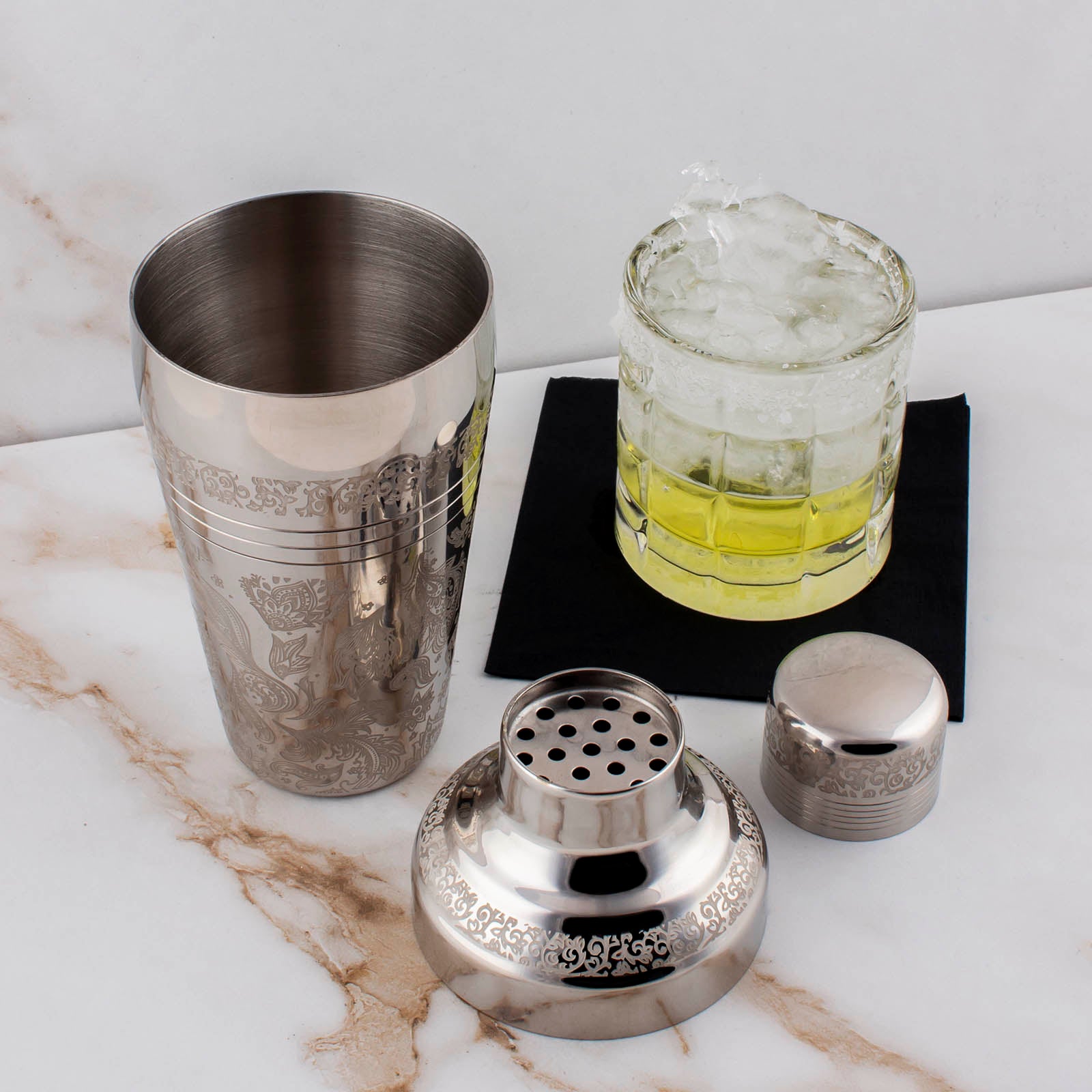 BarConic® Classic Etched 3-Piece Cocktail Shaker Set - 16 oz (473ml) Premium Stainless Steel Bar Tools for Mixing Martinis, Margaritas & More - Perfect for Home Bars, Parties & Professional Bartenders