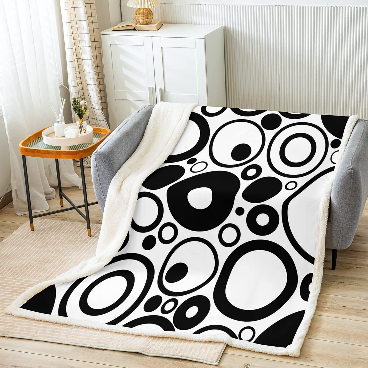 Super Soft Black & White Fleece Throw Blanket - Cozy Sherpa Plush with Modern Geometric Pattern for Kids, Women & Adults (30x40 Inches) - Perfect for Sofa, Bed, Couch & Winter Snuggling