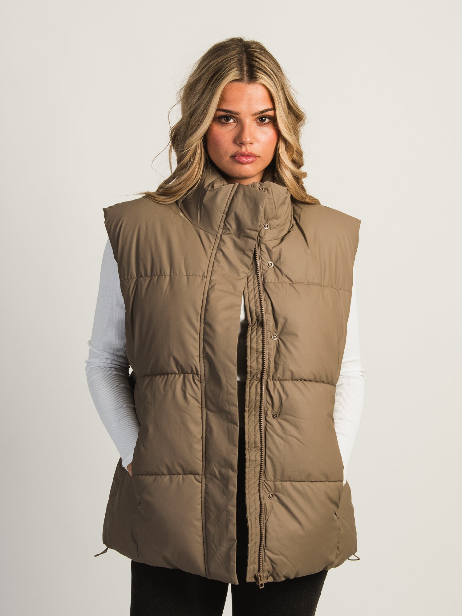 B.YOUNG BYAZUA Mid-Length Puffer Vest for Women - Lightweight Warm Winter Jacket for Outdoor Activities, Hiking & Casual Wear