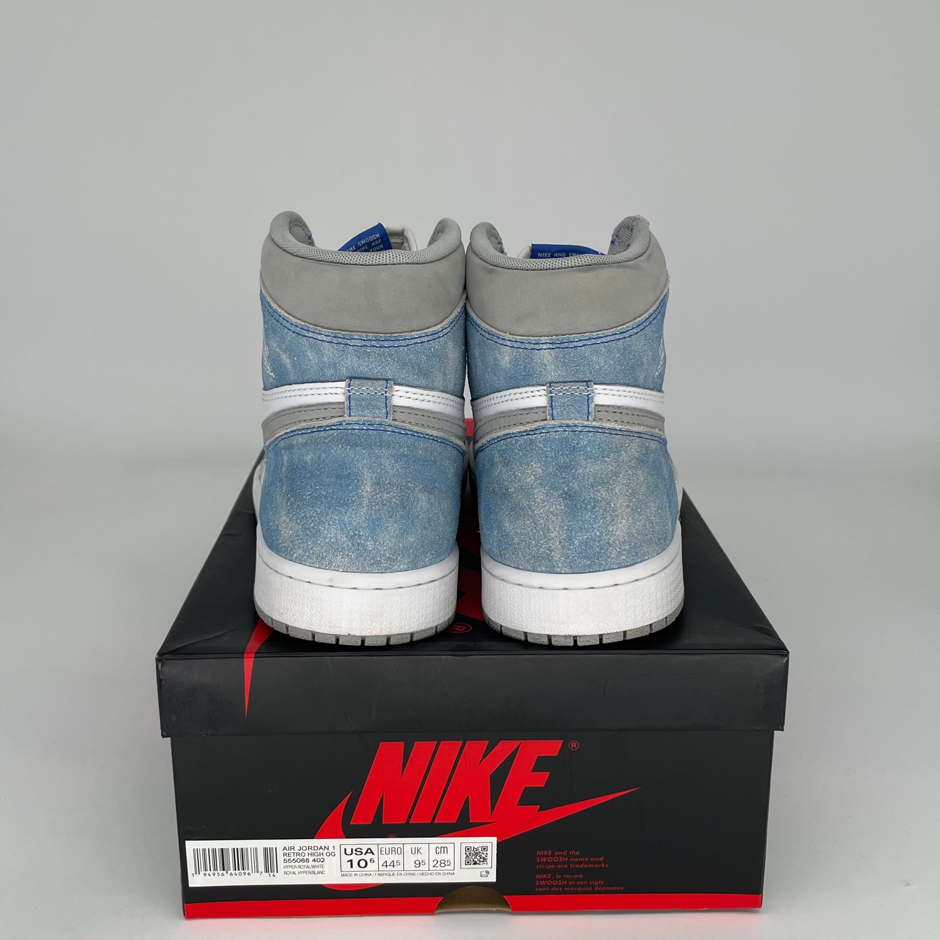 AIR JORDAN 1 HYPER ROYAL Sneakers - Men's Size 10.5 (555088-402) - Blue & White High-Top Basketball Shoes for Streetwear & Casual Style