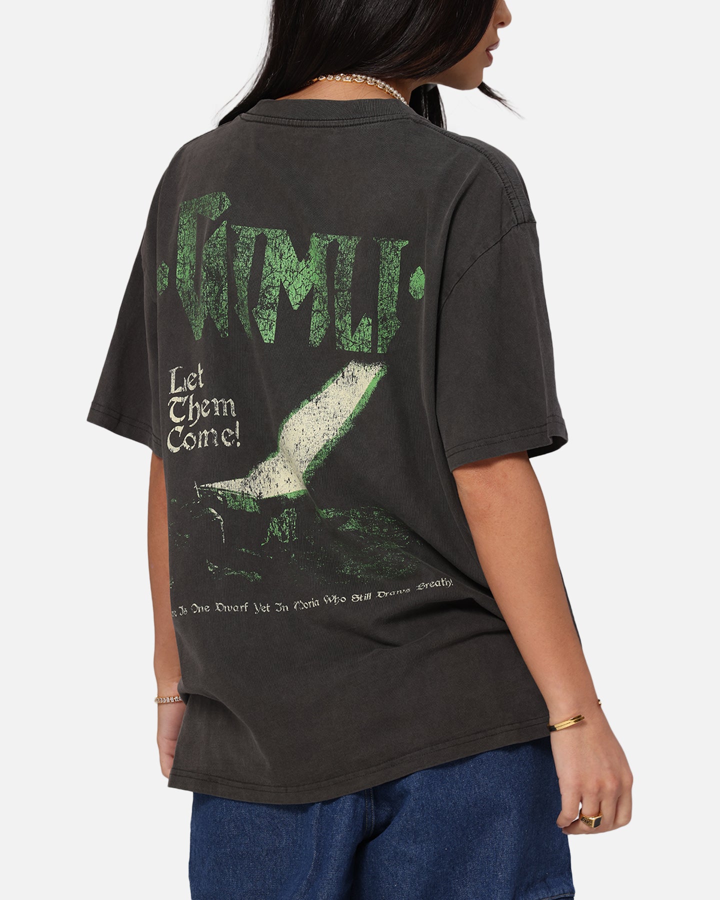 Lord of the Rings Gimli Toss Heavy Cotton T-Shirt - Black Vintage Wash | Officially Licensed LOTR Merchandise | Perfect for Cosplay, Movie Nights & Fantasy Fans