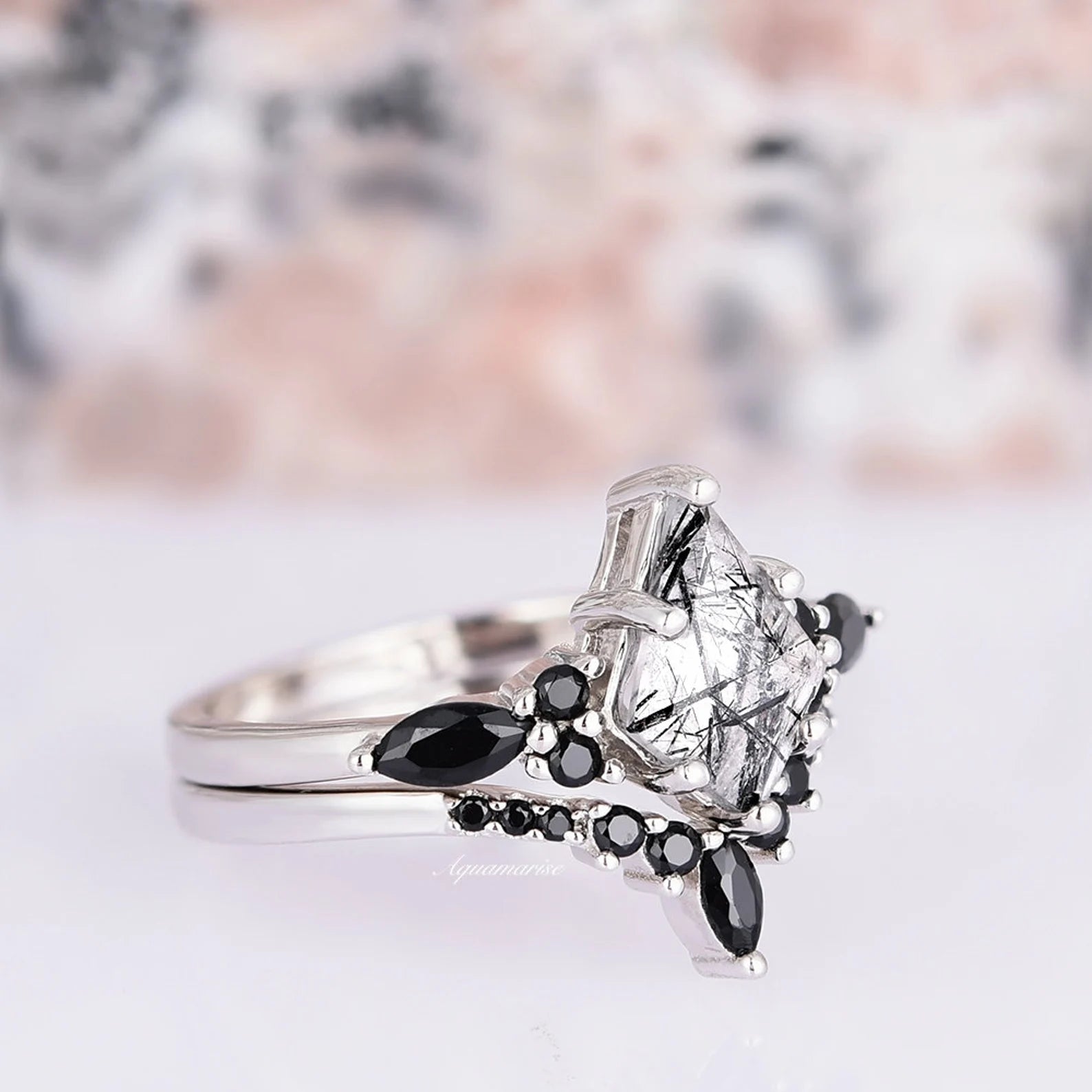 Skye Kite™ Rutilated Quartz & Black Onyx Couple Rings for Men and Women - Matching His & Hers Wedding Bands, Anniversary Gifts - Perfect for Romantic Dates, Proposals, and Special Occasions