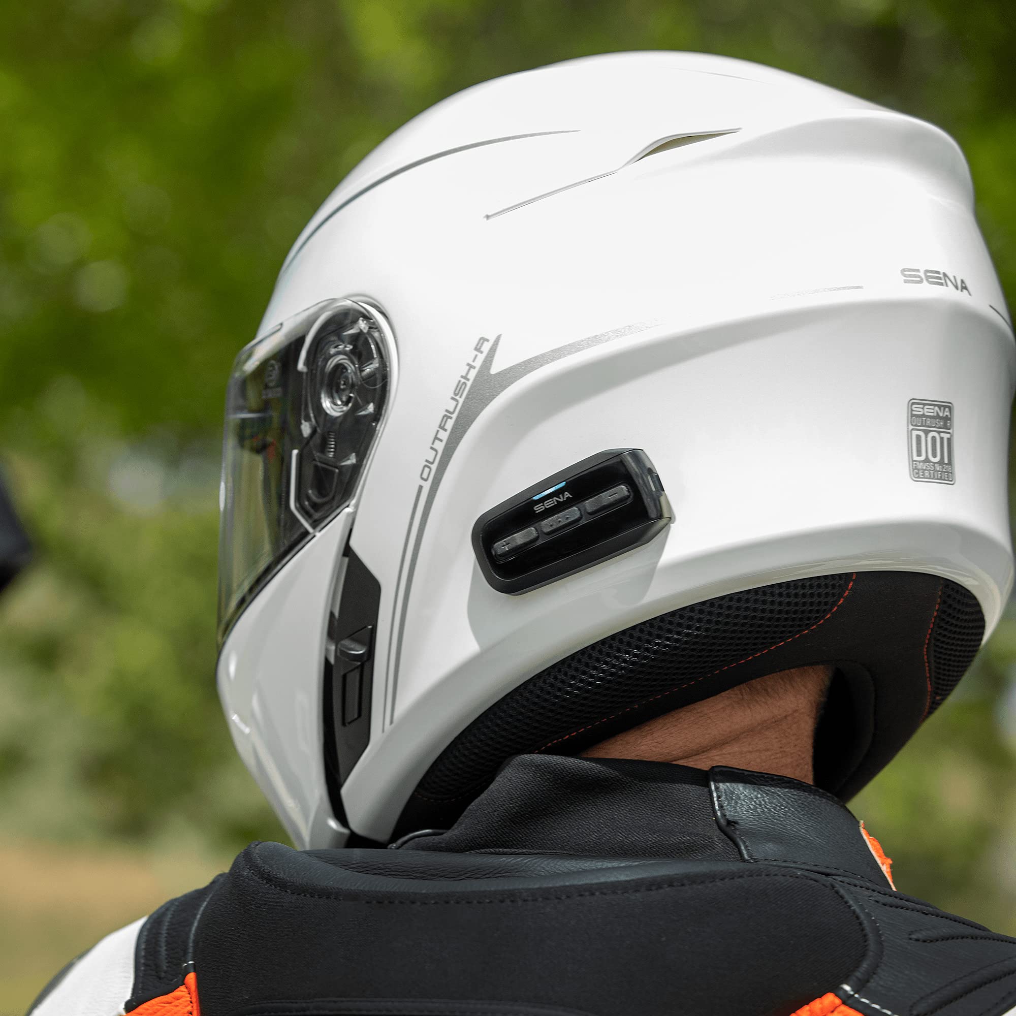 Sena Outrush Bluetooth Modular Motorcycle Helmet with Intercom System - DOT Approved - Wireless Communication for Riders - Perfect for Touring, Commuting & Group Rides