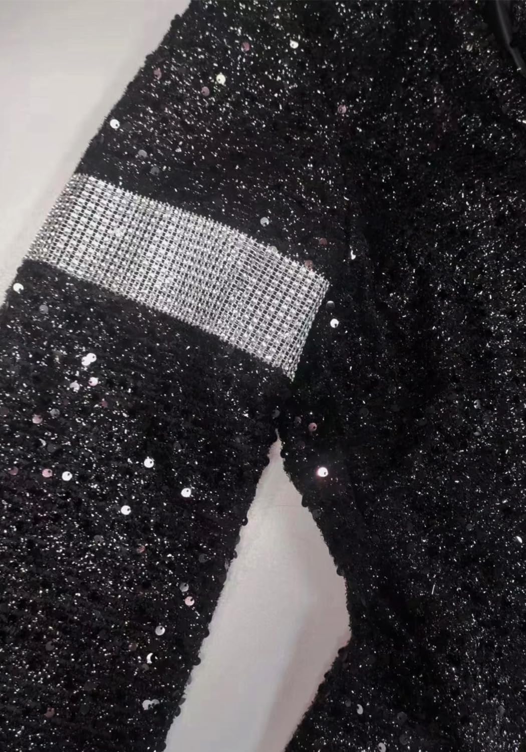 Sparkly Sequin Jacket for Men - Halloween Costume with Gloves & Hat - Perfect for Parties, Cosplay, and Festive Celebrations