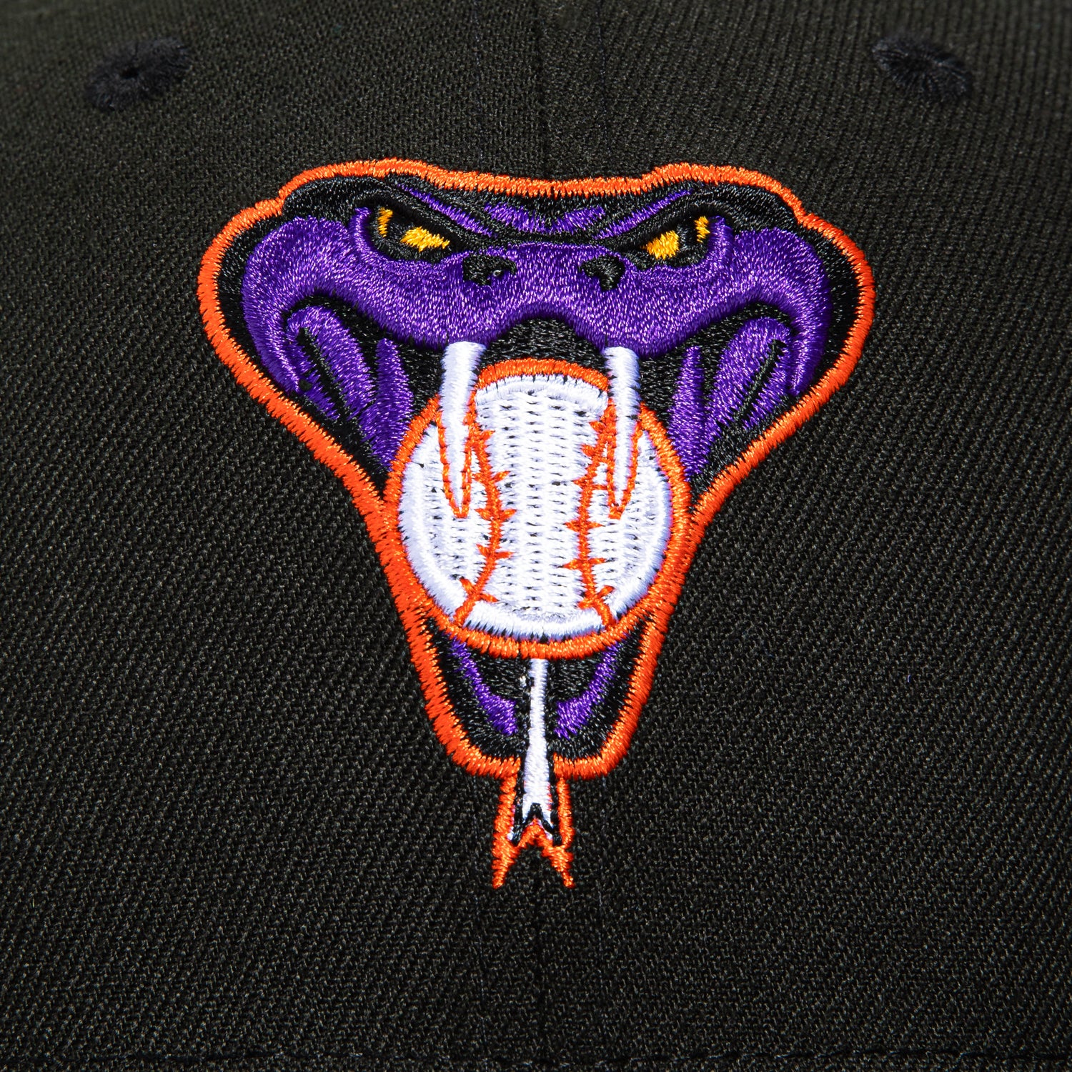 New Era 59Fifty MLB Arizona Diamondbacks 2001 World Series Patch Snake Head Snapback Hat - Black, Purple & Orange - Official Licensed Baseball Cap for Fans & Streetwear Fashion