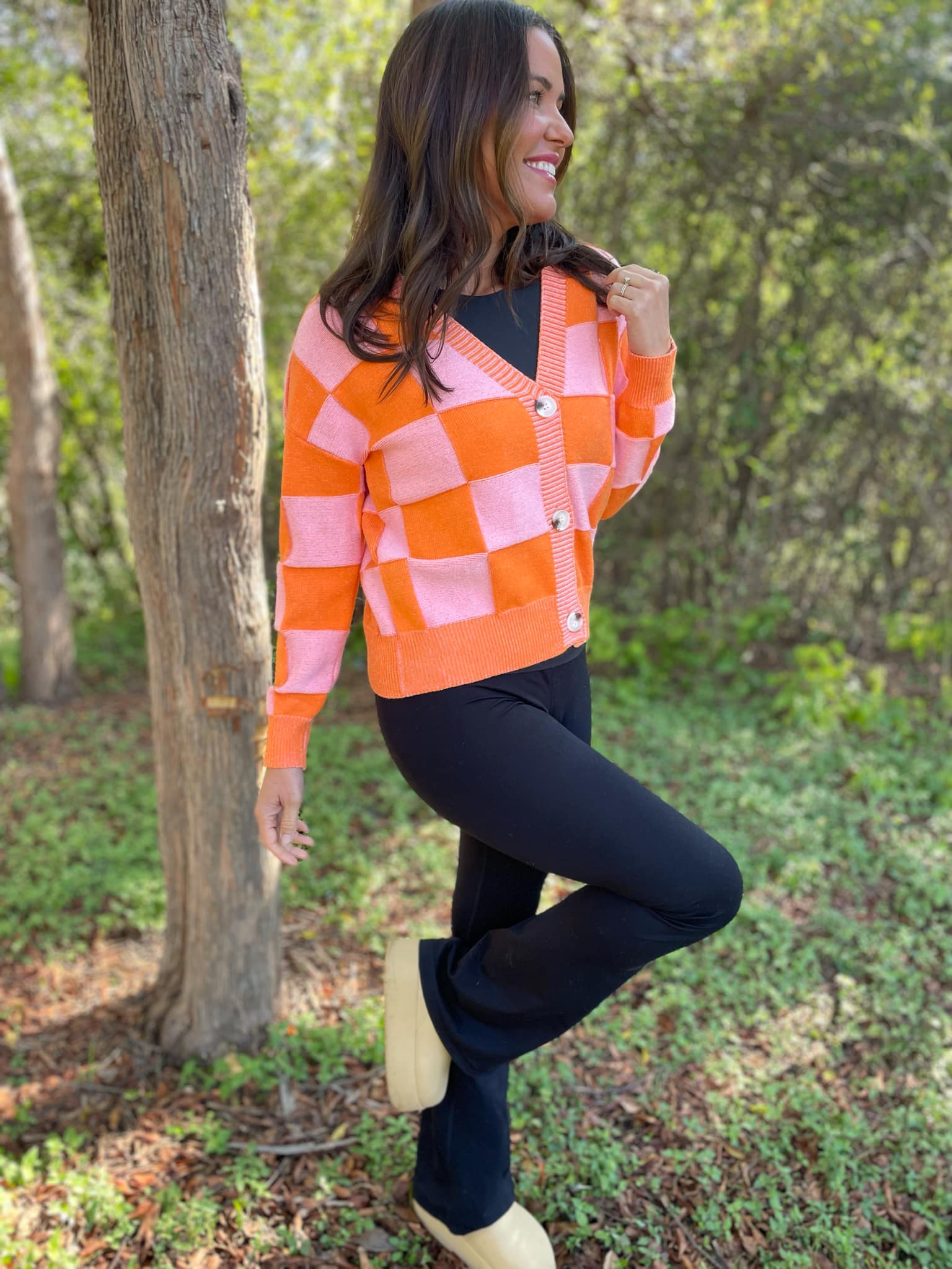 PREORDER: Stylish Checkered Cardigan for Women - 3 Color Options | Cozy Fall & Winter Fashion | Perfect for Casual Outfits, Office Wear & Date Nights