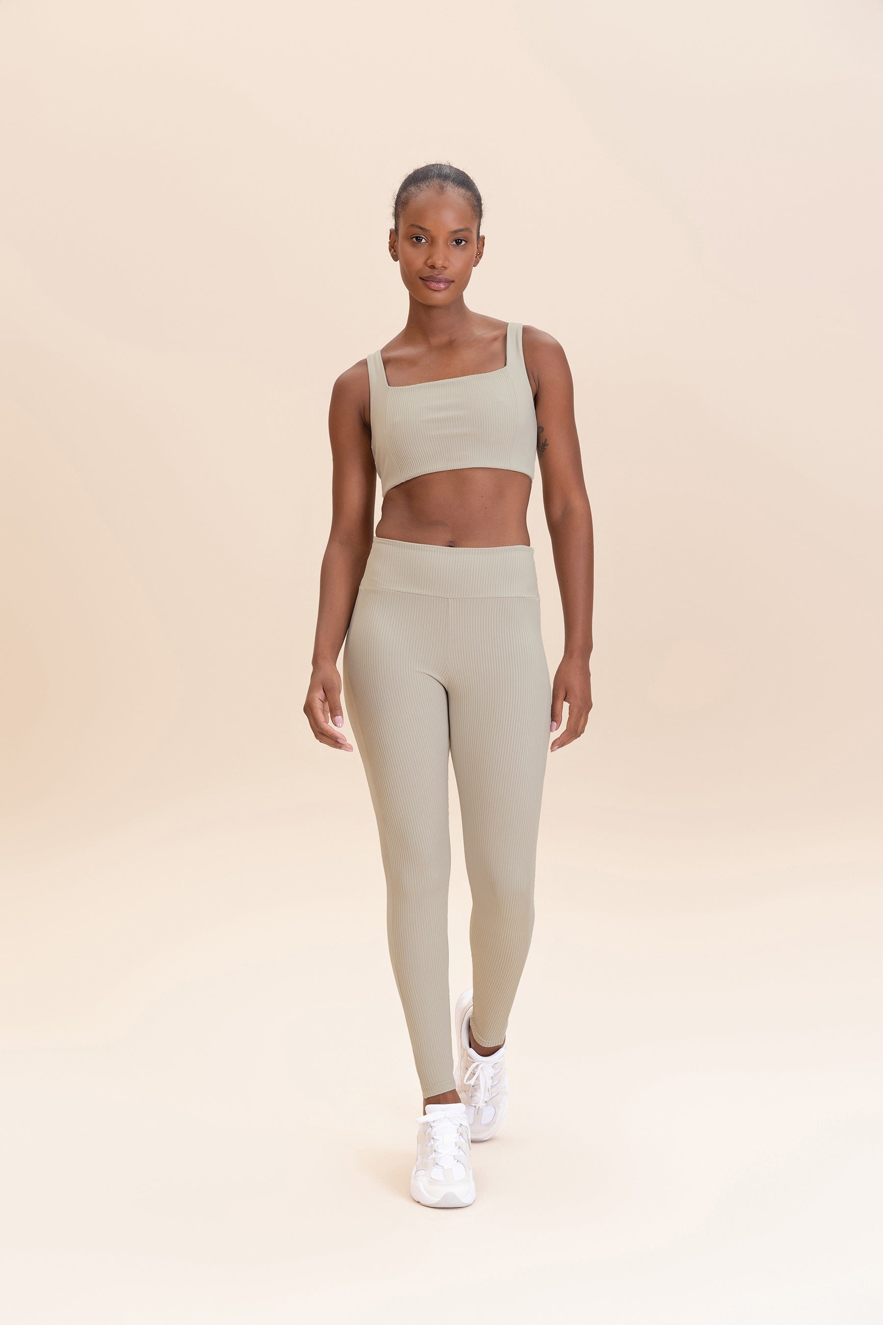 High Waist Rib Gloss Leggings for Women - Seamless Yoga Pants with Butt Lifting Design - Perfect for Workout, Running & Lounge Wear