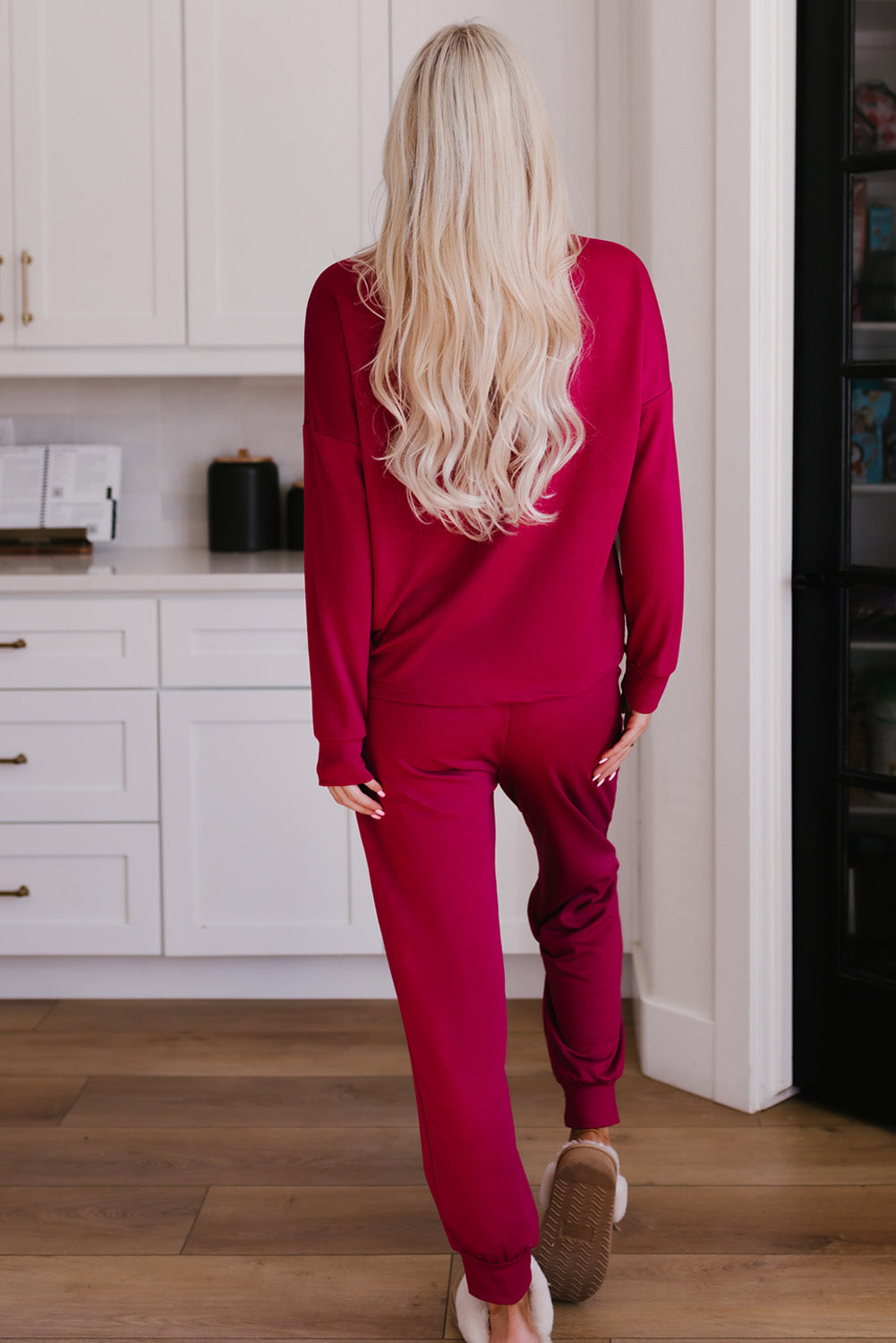 Women's Soft Round Neck Top & Drawstring Pants Lounge Set - Comfortable Cotton Sleepwear & Casual Home Outfit for Relaxing, Yoga, and Lounging
