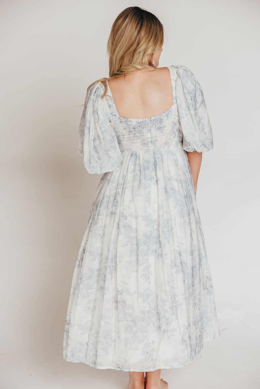 Harlow Maxi Dress - Light Blue Floral Maternity Dress | Bump Friendly & Size Inclusive (S-3XL) | Perfect for Pregnancy, Beach Vacations & Summer Weddings