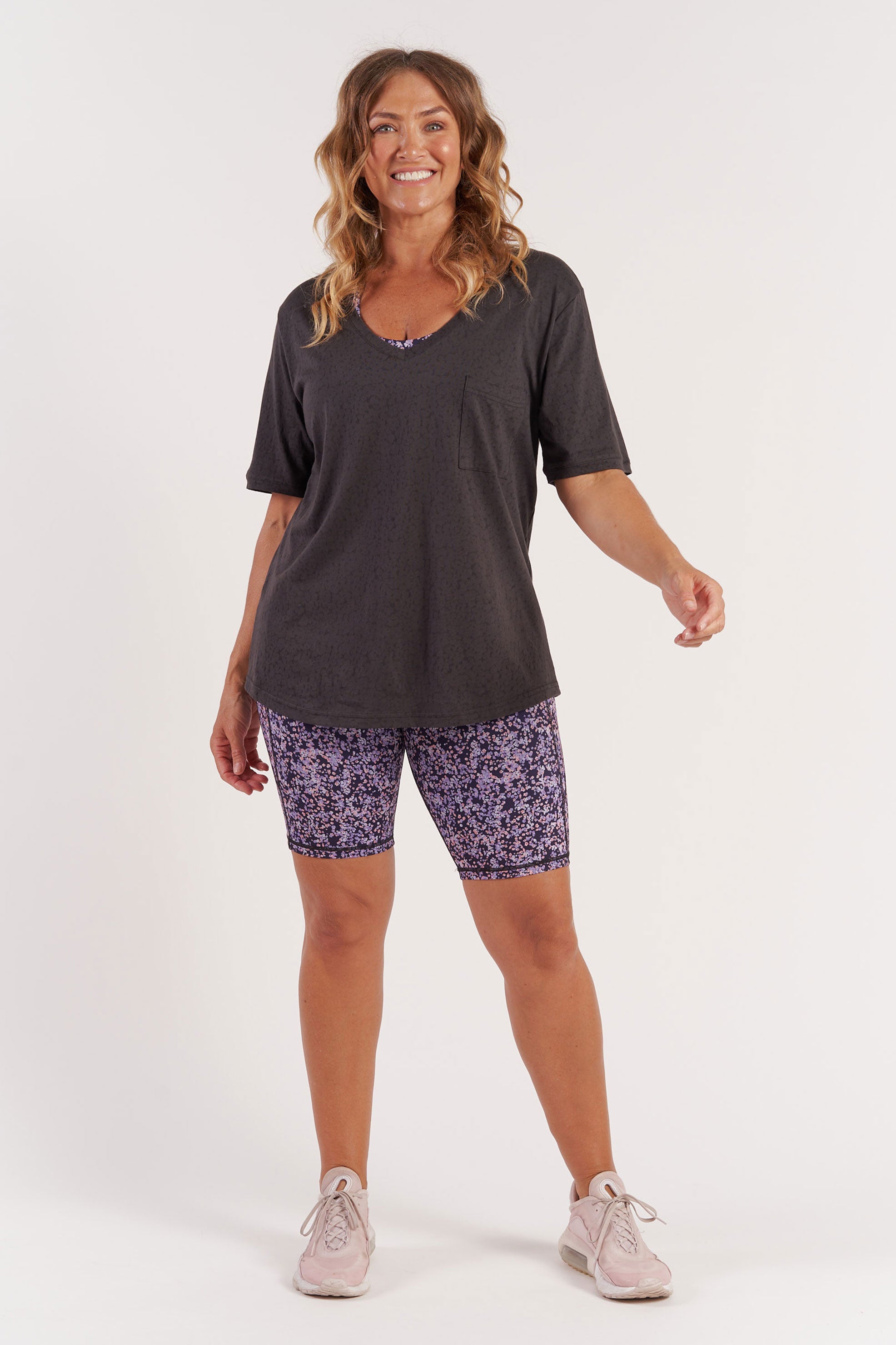 Stylish Burnout Black Pocket T-Shirt for Men & Women - Casual Comfort Fit Tee for Everyday Wear, Outings & Layering