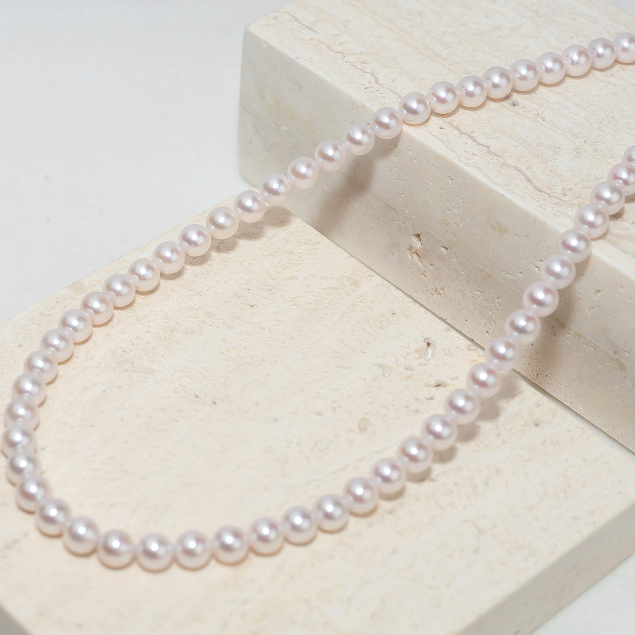 18K Gold HANADAMA Akoya Pearl Necklace - AAA Grade Aurora Luster - Elegant Jewelry Gift for Women (Wedding, Anniversary, Party)