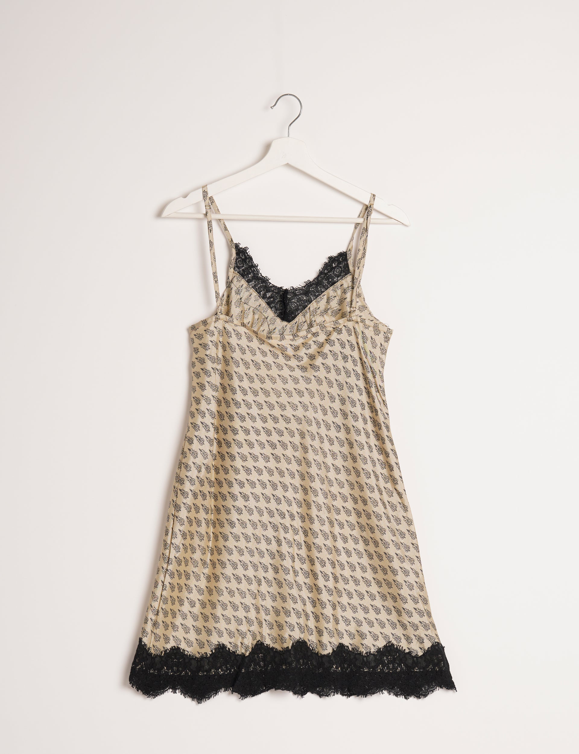 Elegant Women's Night Dress 08 - Soft & Comfortable Sleepwear for Relaxing Evenings at Home