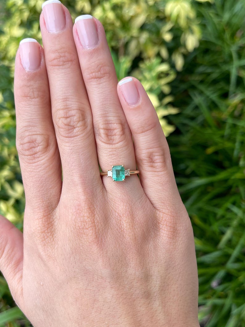 1.08tcw 14K Gold Emerald Cut & Diamond Three Stone May Birthstone Ring for Women - Elegant Birthstone Jewelry Gift for Mother's Day, Anniversary & Special Occasions