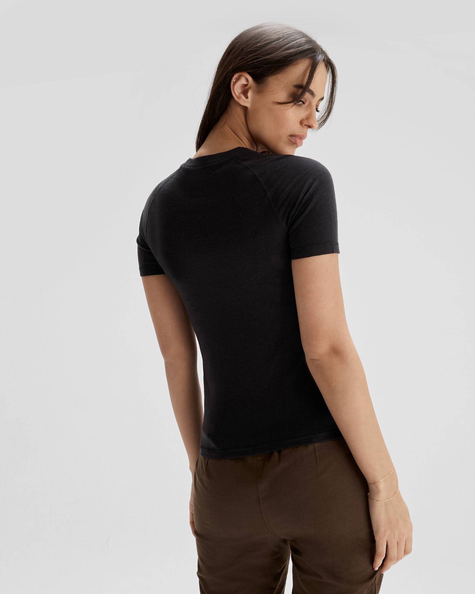 Women's K Merino 125 Baselayer T-Shirt - Black Stingray | Ultra Soft Merino Wool Base Layer for Hiking, Running & Cold Weather | Moisture Wicking & Odor Resistant