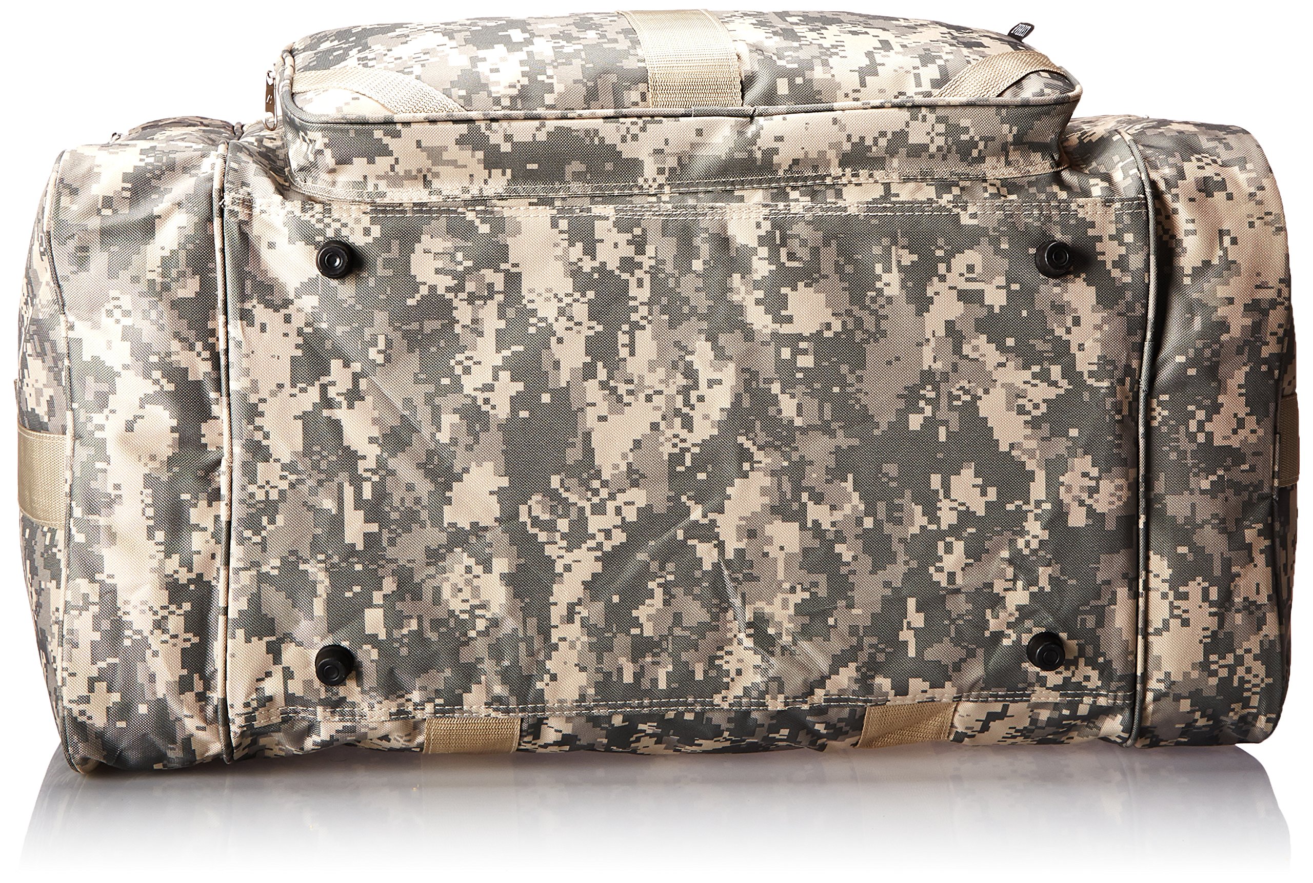 Everest Digital Camo Duffel Bag - Military Style Tactical Gear for Travel, Gym & Outdoor Adventures | Waterproof & Durable One Size Backpack for Men & Women