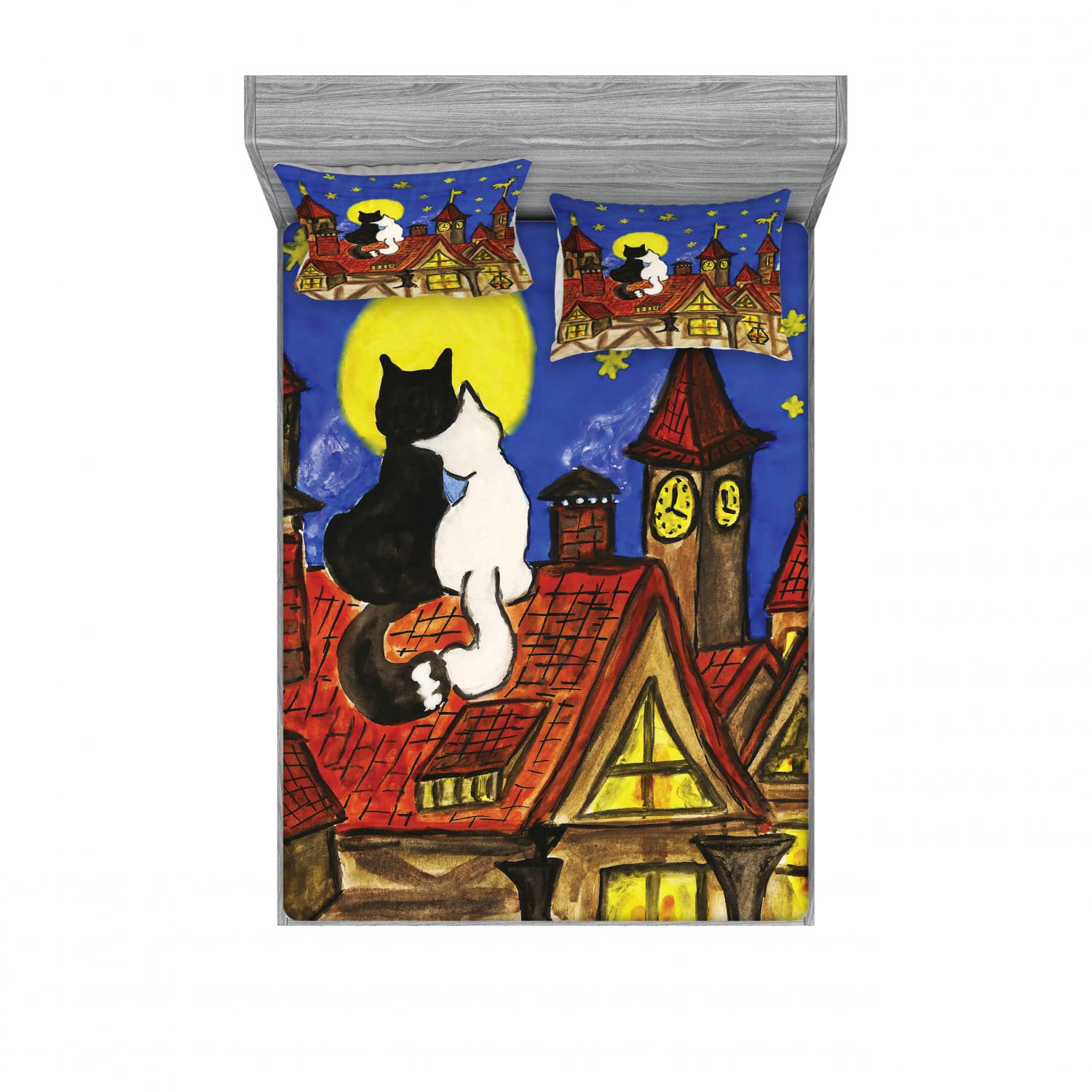 Ambesonne Romance 2-Piece Queen Size Fitted Sheet & Pillow Sham Set - 2 Lover Cats with Sky Design, 4-Piece Bedding Decor (Includes 2 Fitted Sheets & 4 Pillow Covers) - Multicolor Bohemian Style - Perfect for Master Bedroom, Guest Room & Cozy Home Decor