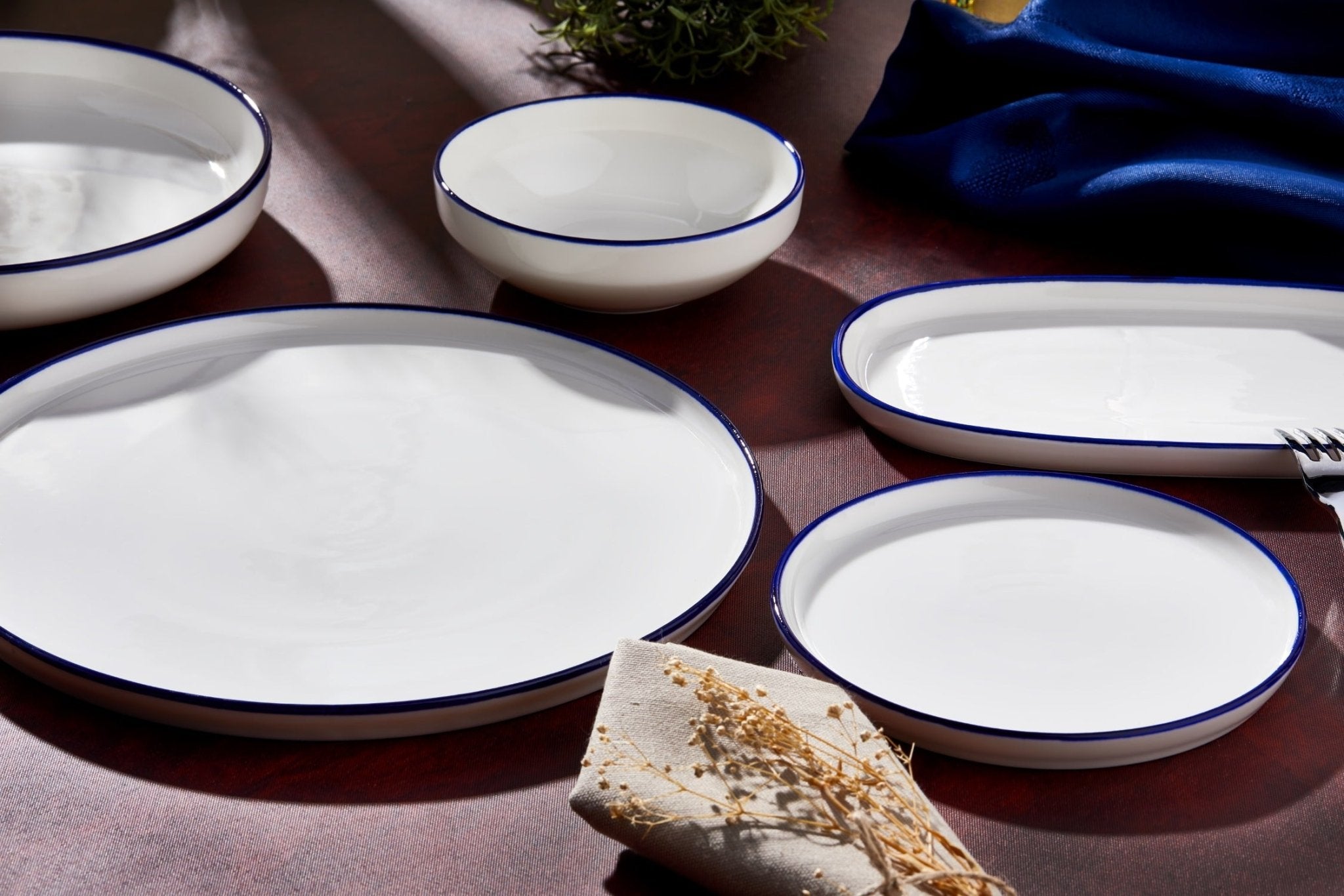 Blue Edge Dessert Plate - 20cm Ceramic Cake Plate for Elegant Dining, Tea Parties & Special Occasions | Perfect for Desserts, Snacks & Home Decor