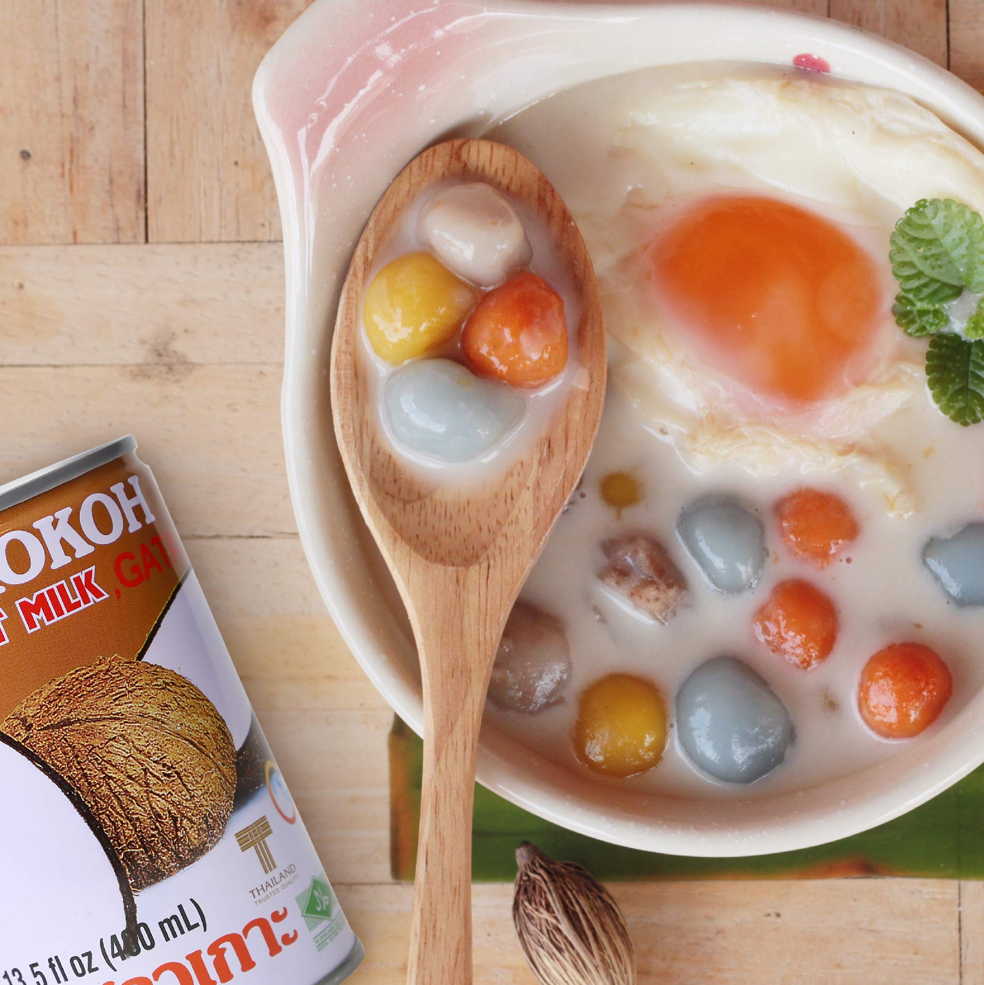 Chaokoh Coconut Milk 24 Pack (13.5 Oz per Can) - Creamy Non-Dairy Coconut Milk, No Preservatives or Artificial Flavors, Perfect for Smoothies, Curries, Baking & Vegan Recipes