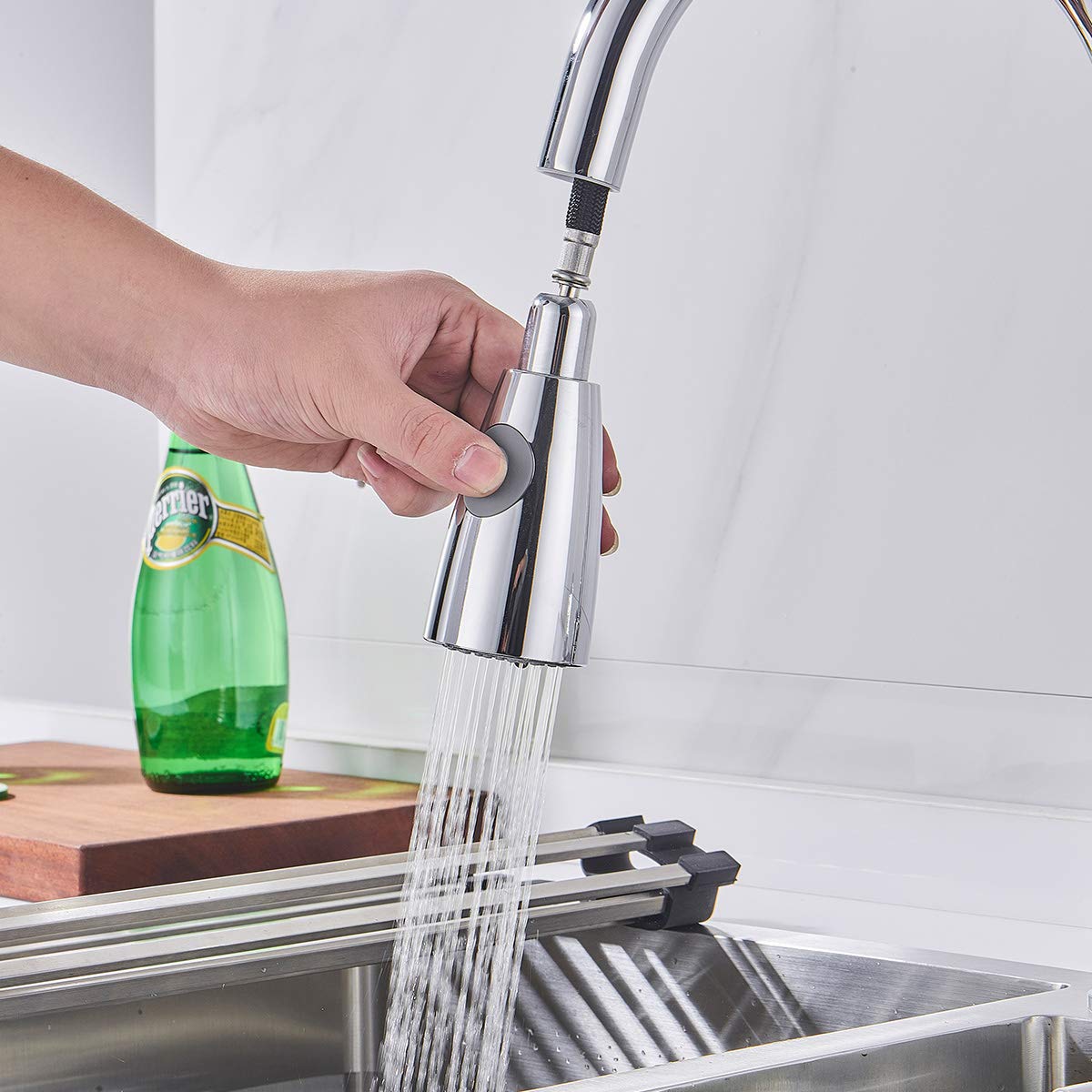 High-Quality Chrome Pull-Out Kitchen Faucet with Single Handle & Down Sprayer - Solid Brass Construction for Durability - Perfect for Modern Kitchen Sinks & Dishwashing