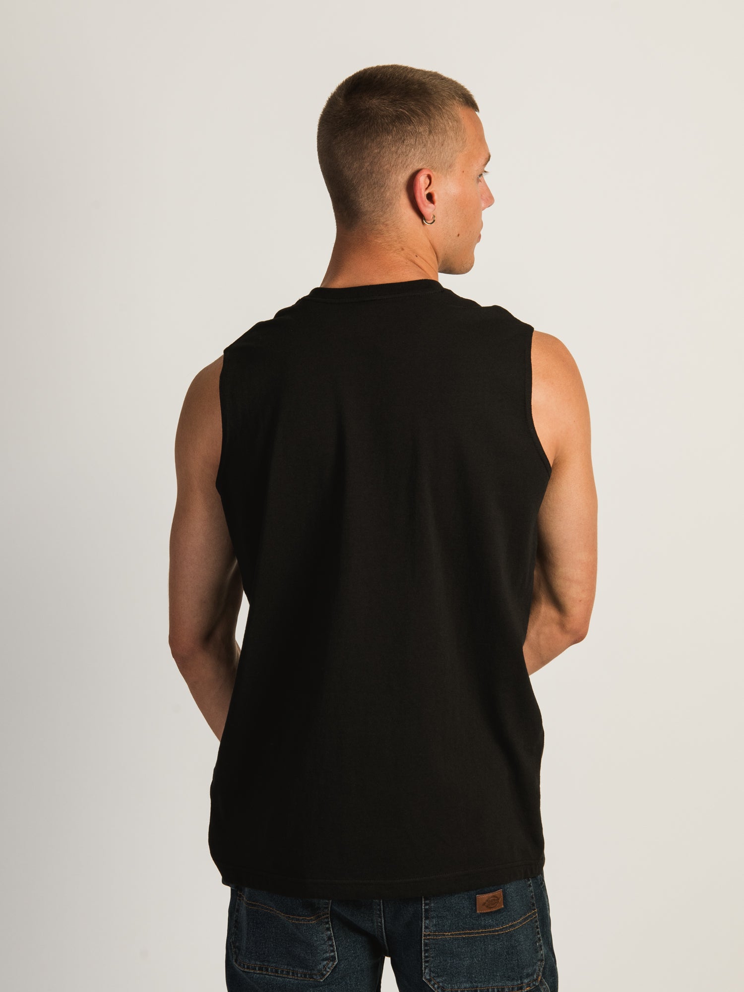 Carhartt Relaxed Fit Pocket Tank Top for Men - Comfortable Workwear & Casual Summer Shirt for Outdoor Activities and Everyday Wear