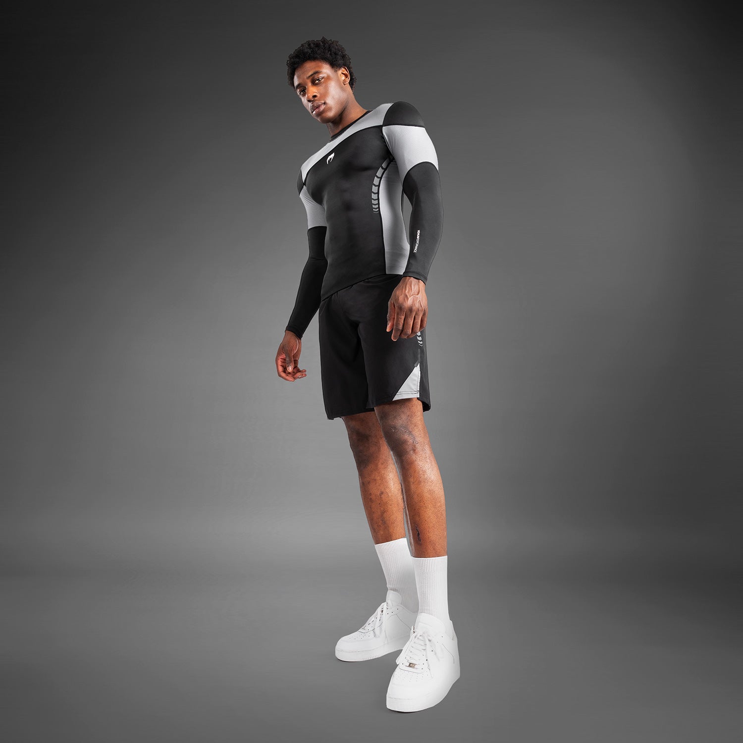 Venum Tempest Men's Long Sleeve Rashguard - Black/Grey MMA & BJJ Training Shirt for Grappling, Jiu-Jitsu & Combat Sports