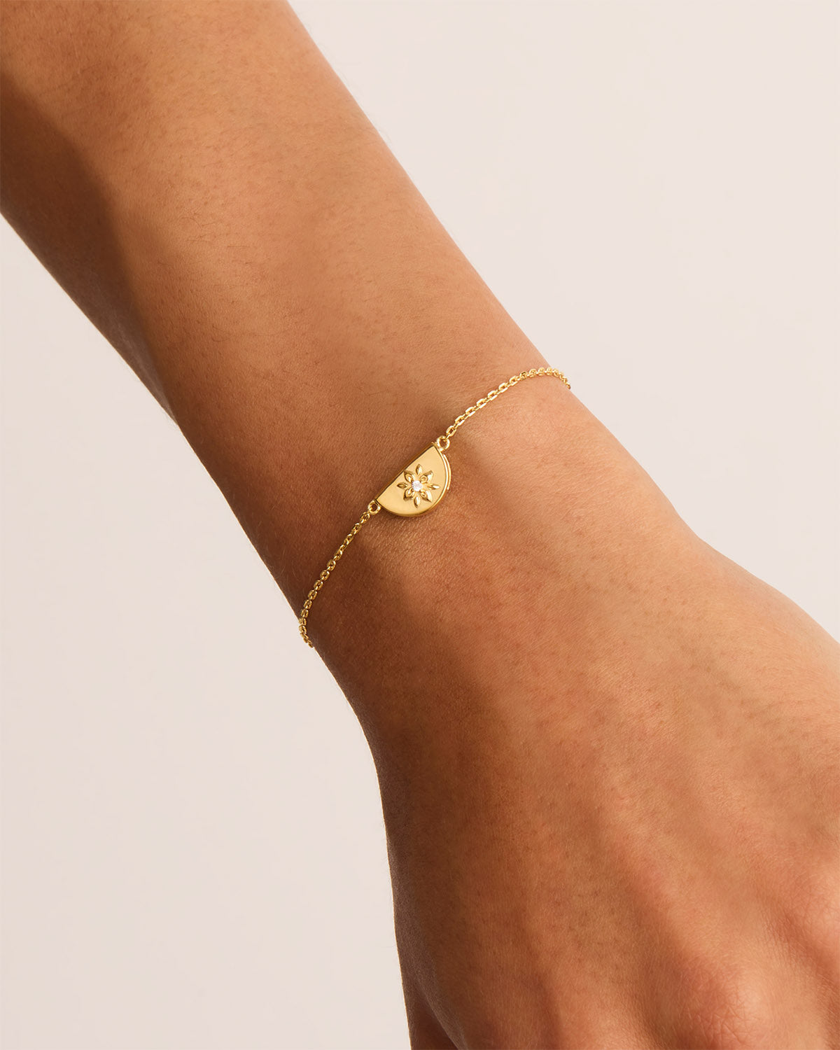 18K Gold Vermeil Lotus Bracelet for Women - Elegant Floral Bangle Jewelry Gift for Birthday, Anniversary & Special Occasions