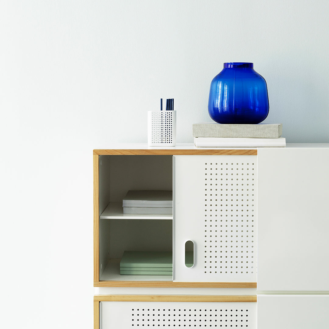 Stylish Kabino Sideboard - Modern Buffet Cabinet for Dining Room & Living Room | Perfect for Storage & Display | Durable & Elegant Home Furniture