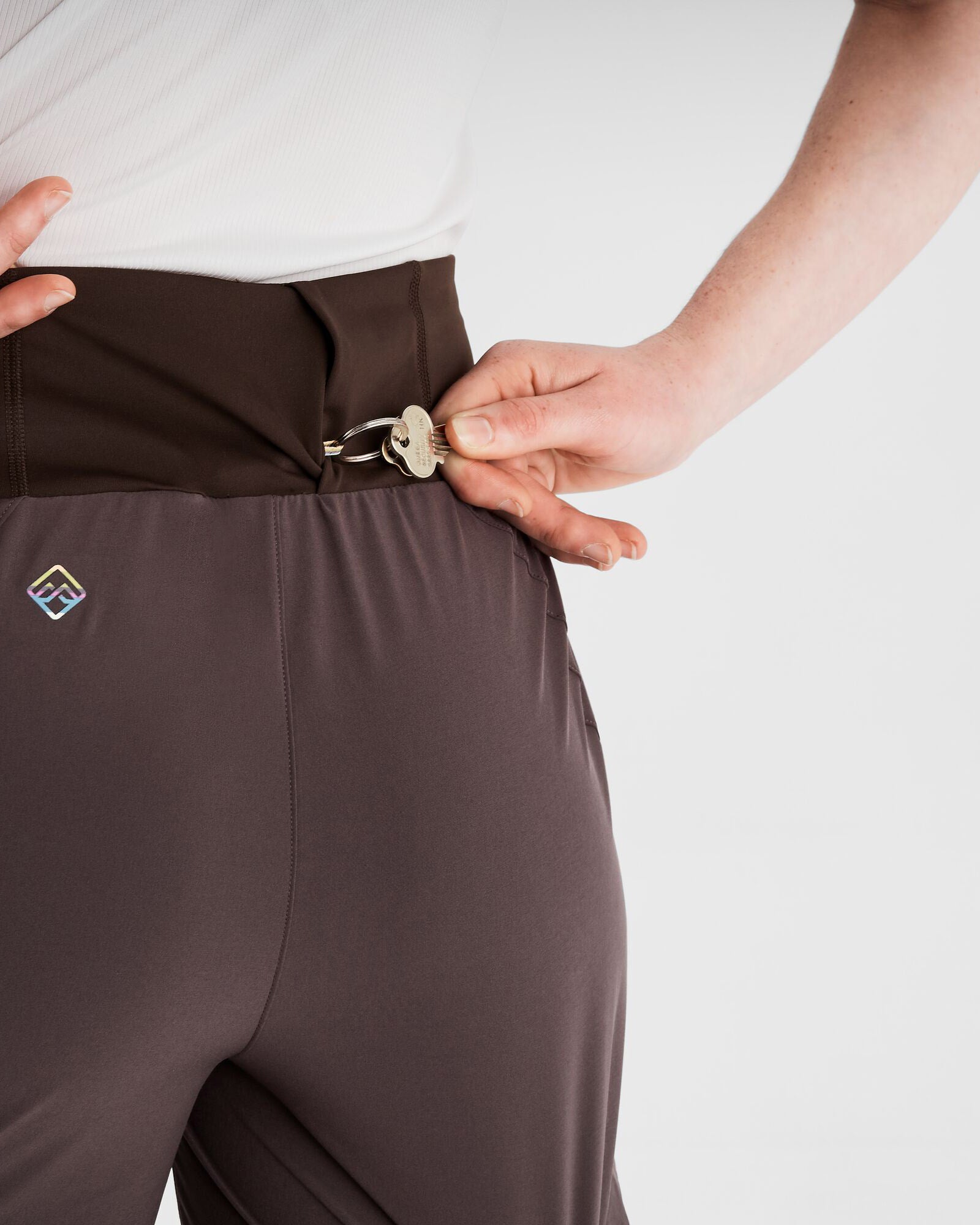 Women's Seeker 5-Inch Athletic Shorts - Dark Quartz Color - Perfect for Running, Yoga & Gym Workouts