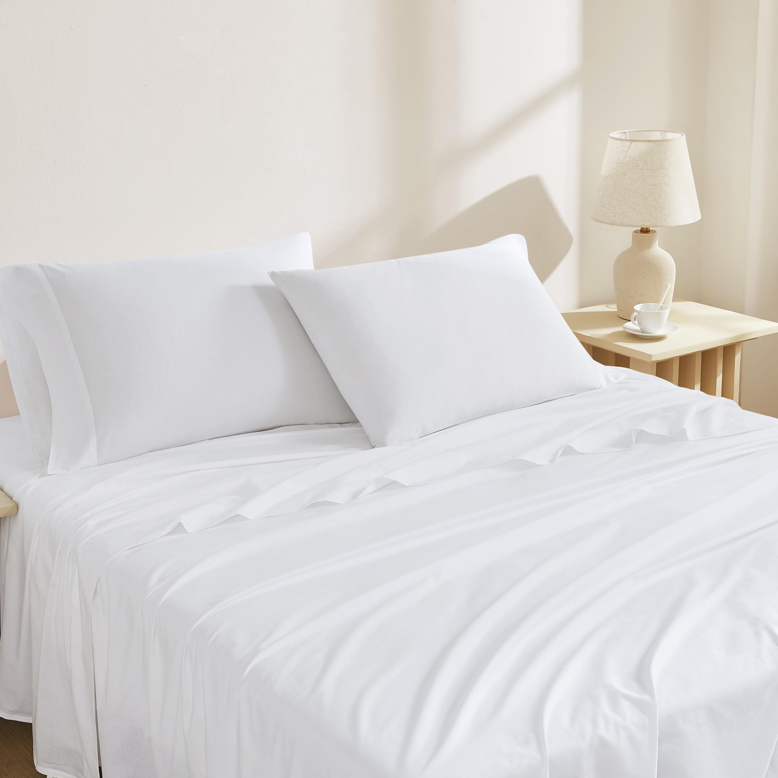 Luxury 100% Organic Cotton 4-Piece Queen Sheet Set - 144 Thread Count, Breathable & Soft, Arctic White - Perfect for Master Bedroom, Guest Room & Airbnb