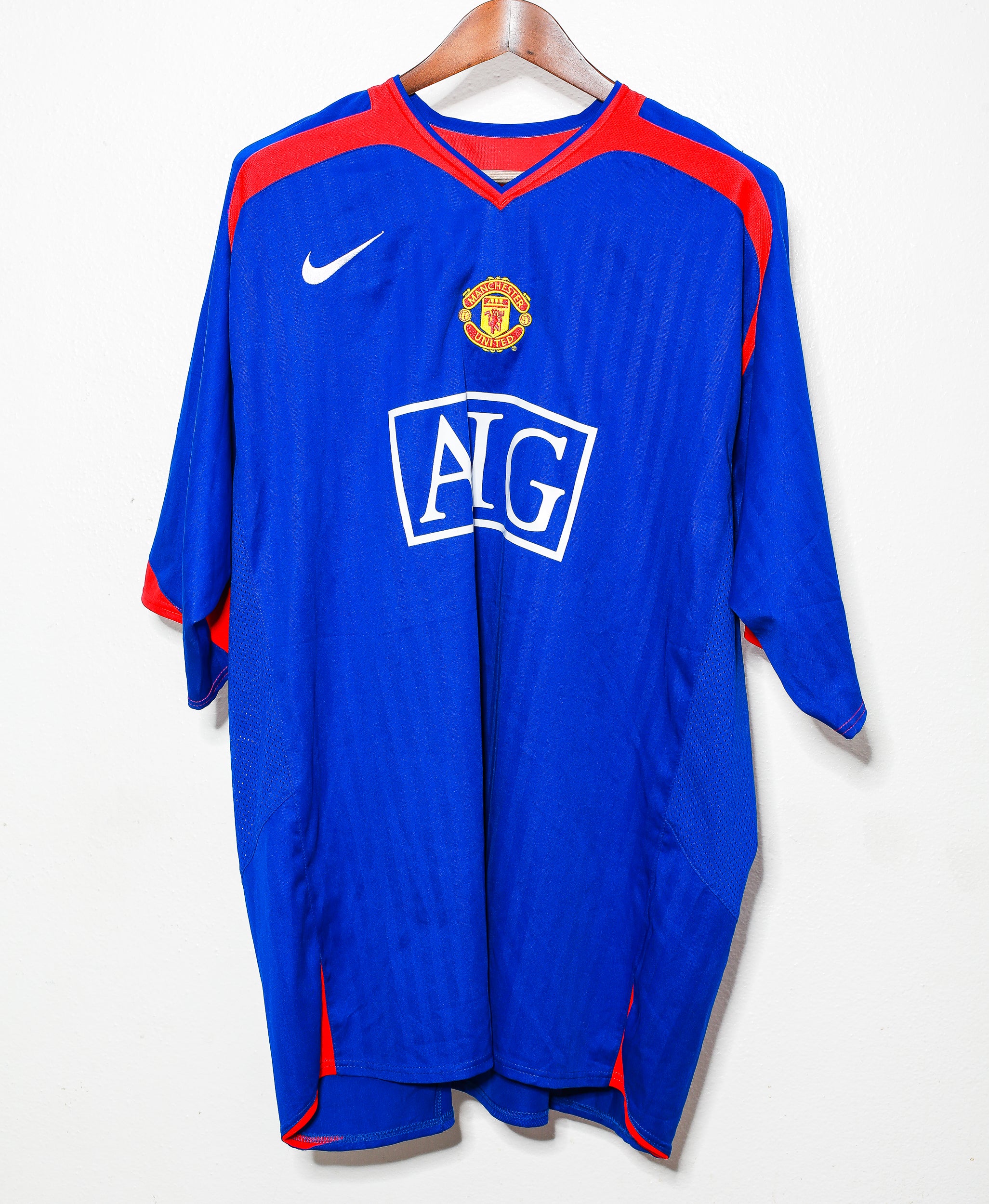 2006 Manchester United Third #7 Cristiano Ronaldo Jersey - XXXL Size - Authentic Soccer Shirt for Fans & Collectors - Perfect for Games, Events & Memorabilia Display