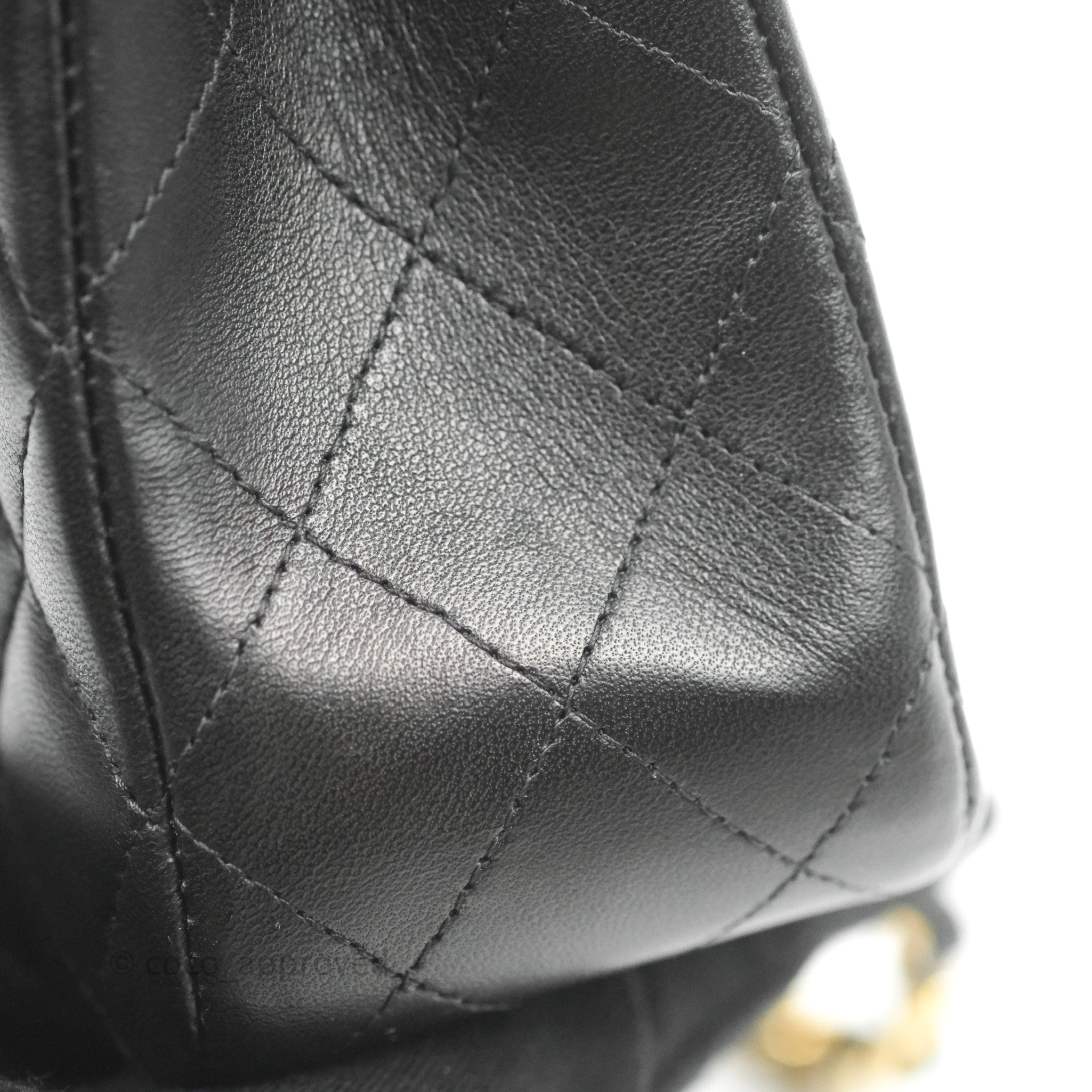 Chanel Classic M/L Medium Double Flap Bag - Black Lambskin Leather with Gold Hardware | Luxury Handbag for Women, Perfect for Evening Events & Special Occasions