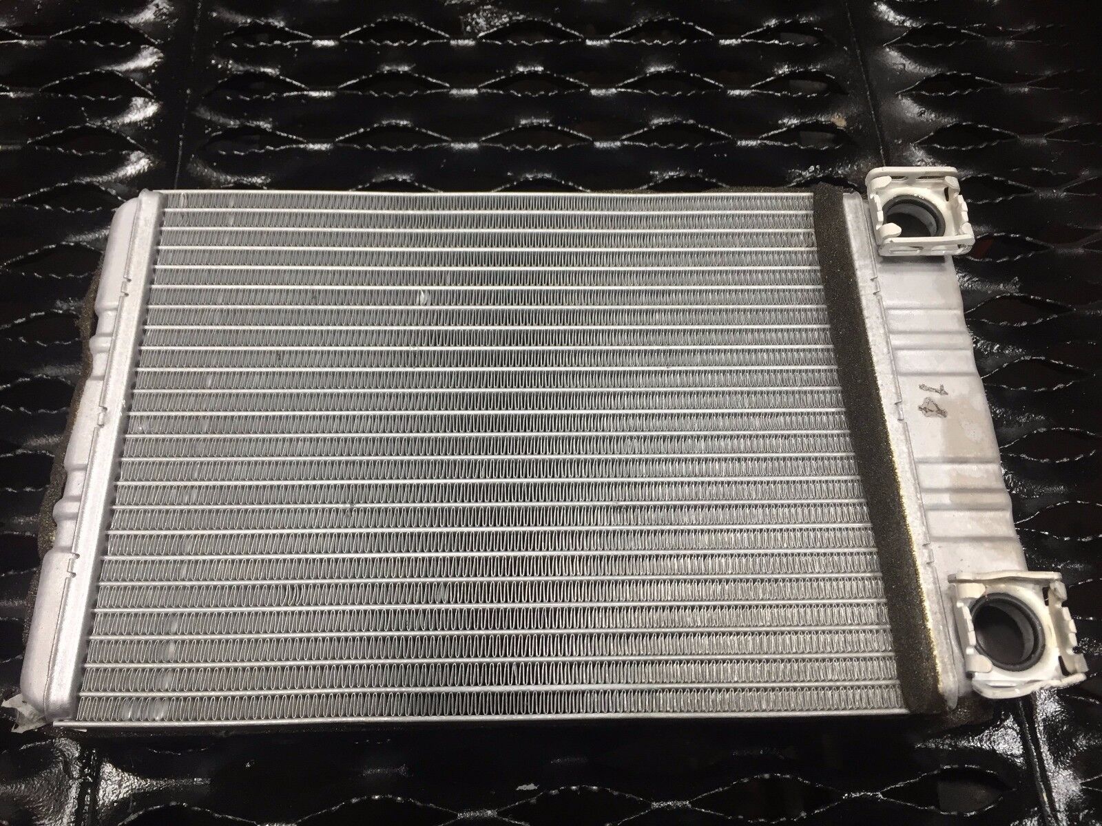 Original & Aftermarket 2003-2006 Mercedes C230 W203 Coupe Heater Core Replacement Part - OEM Quality 77k Mile Compatible - Perfect for Winter Driving & HVAC System Repair