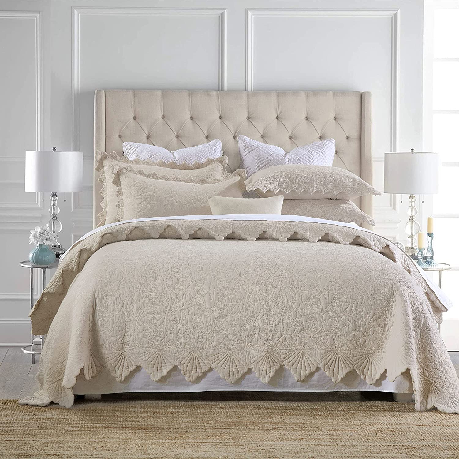 Brandream Beige King Size Quilt Set - 100% Cotton Scalloped Coverlet & Quilted Comforter Set (3-Piece) for Bedroom, Guest Room & Cozy Home Decor