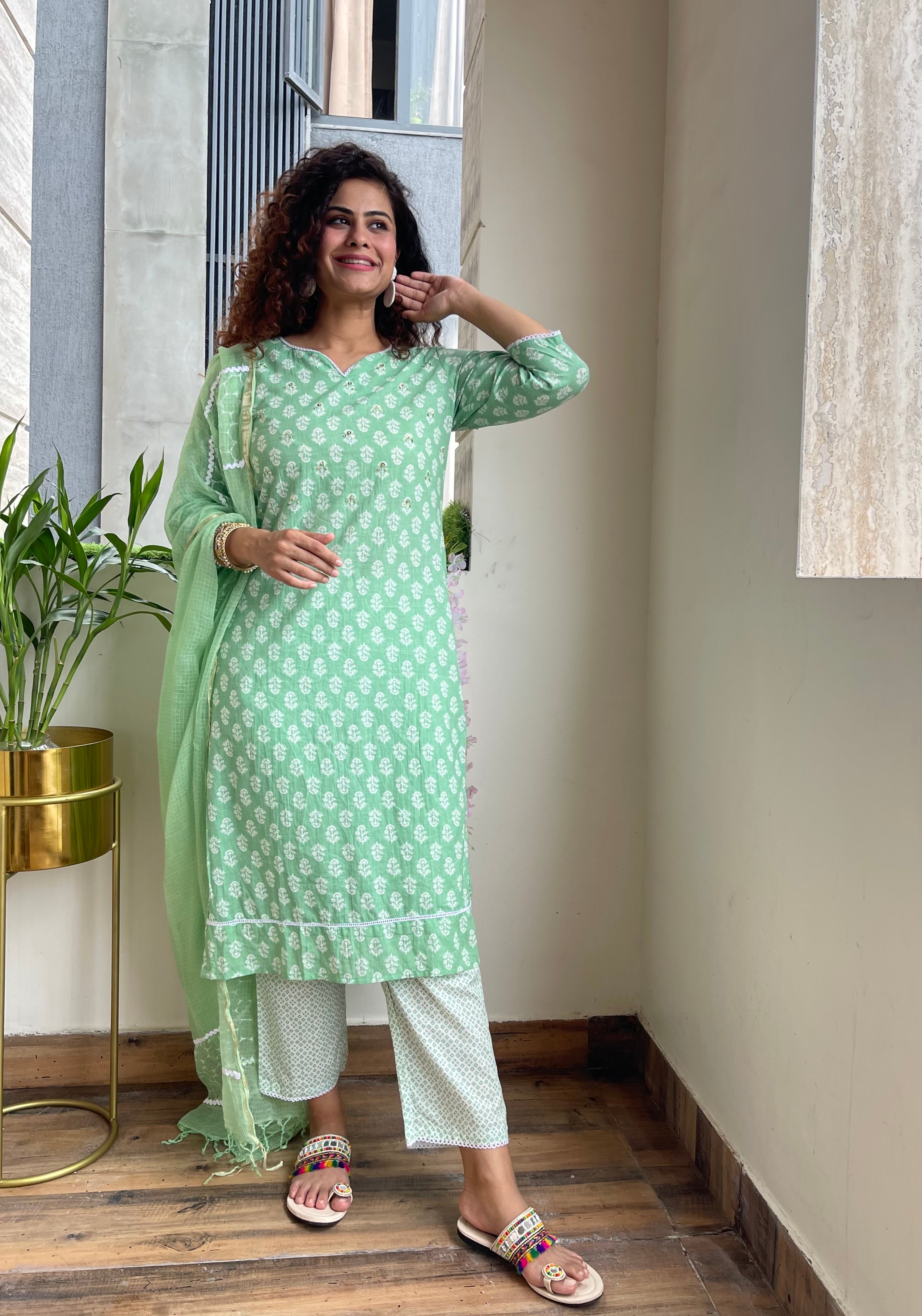 Stylish Green Cotton Kurta Suit Set for Women - Comfortable & Breathable Ethnic Outfit - Perfect for Festivals, Weddings & Casual Wear