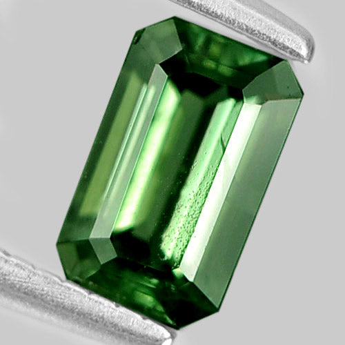 0.61ct Natural Vivid Medium Green Sapphire 6x4mm Emerald Cut Loose Stone - September Birthstone, VS Clarity - Perfect for Engagement Rings, Fine Jewelry & Gemstone Collections