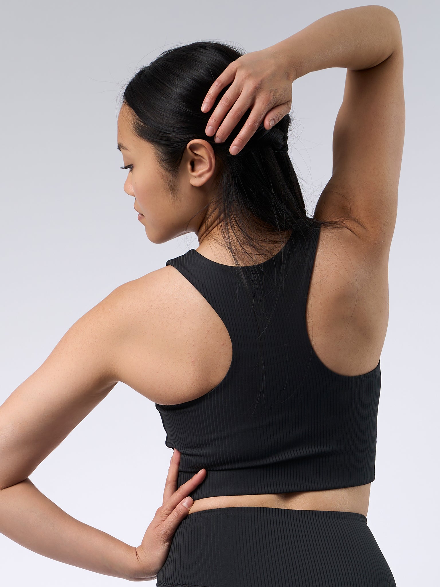 Girlfriend Collective Rib Dylan Bra - High Support Sports Bra for Women - Black - Perfect for Yoga, Running & Gym Workouts
