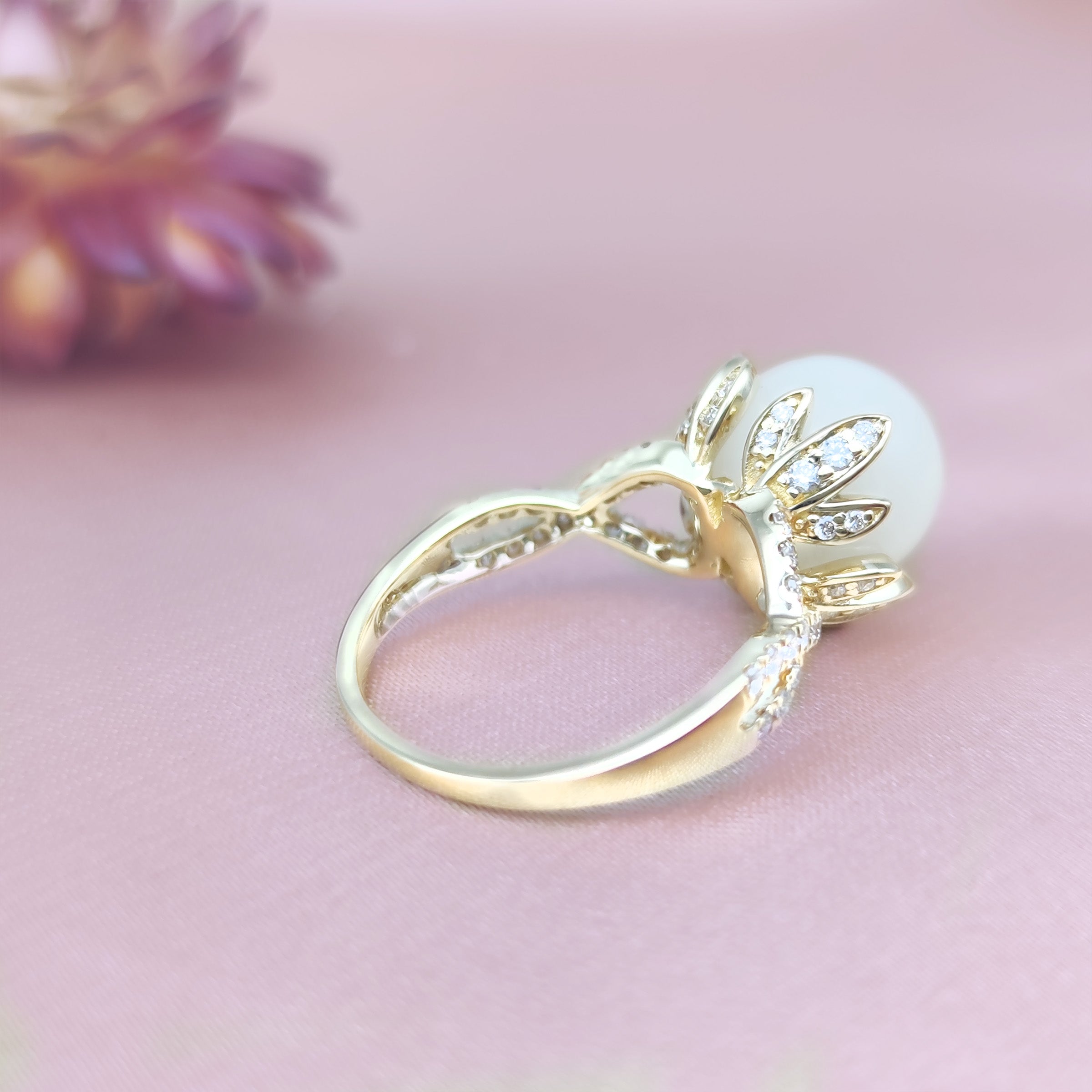 Gold Lotus Flower Breastmilk Ring - Elegant Nursing Jewelry for Breastfeeding Moms - Perfect for Nursing, Pumping & Baby Bonding Moments