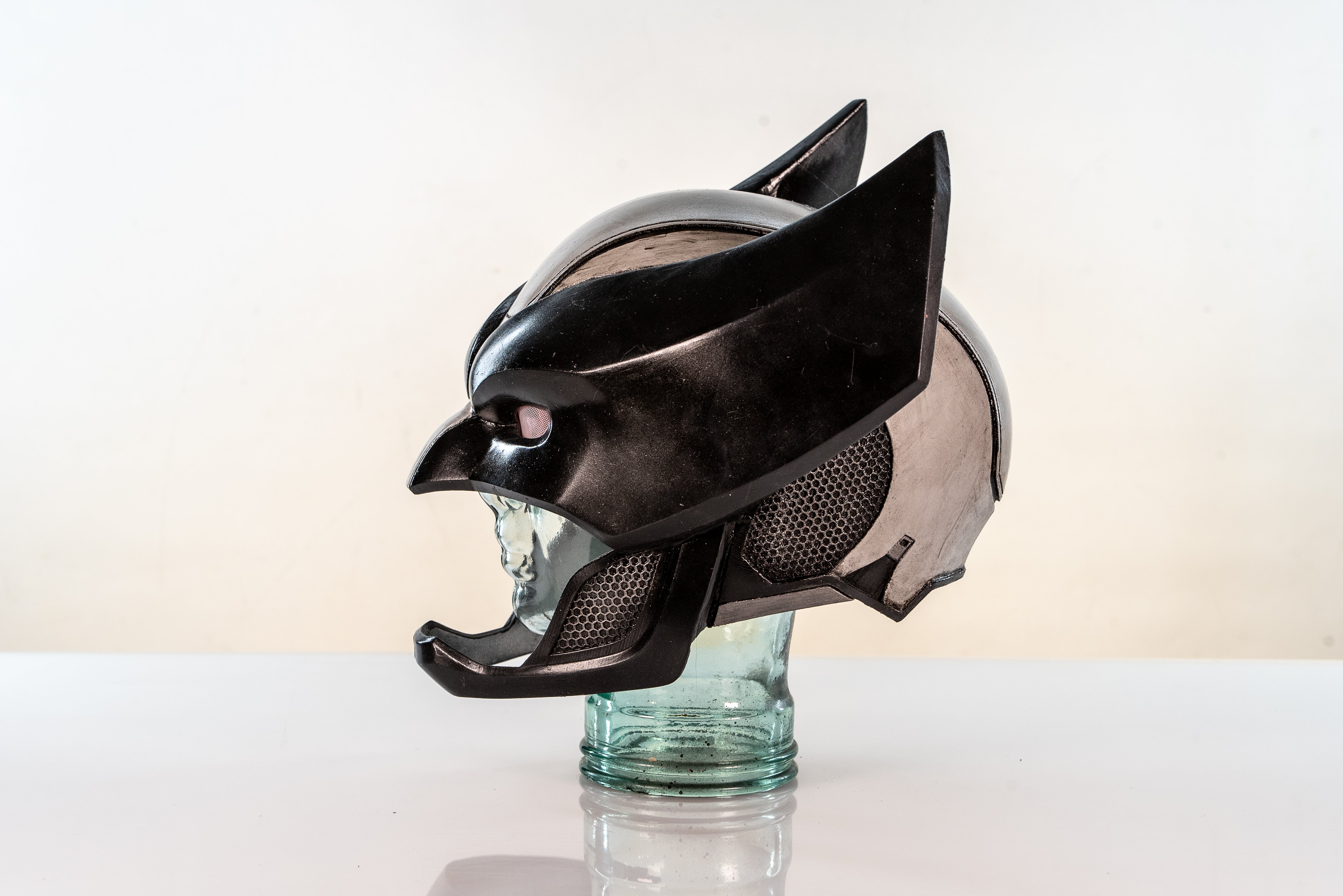 Wolverine Inspired Cosplay Helmet - Marvel X-Men Movie Replica for Halloween Costume, Cosplay Events & Collectible Display