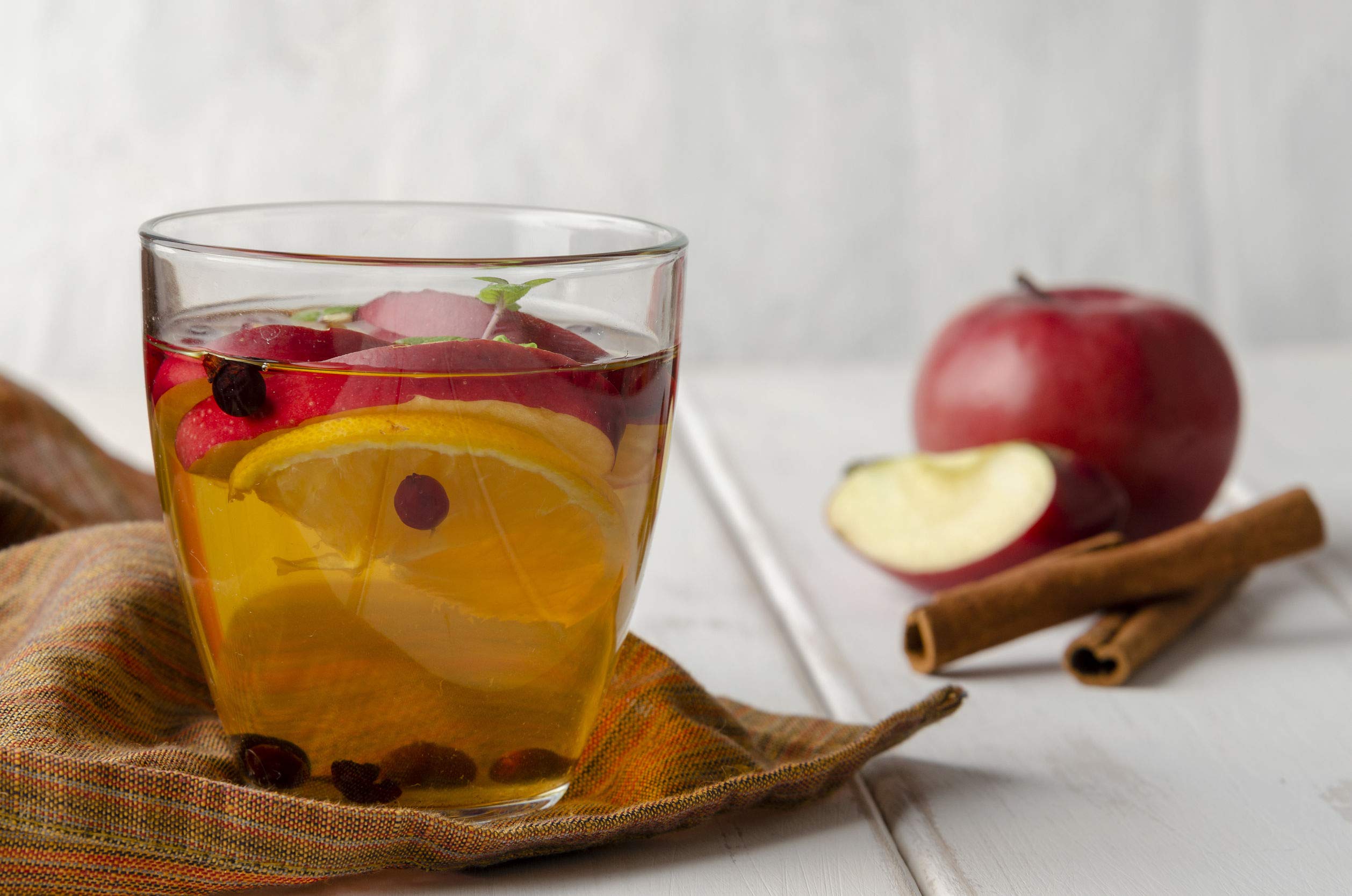 Organic Tiny House Classic Apple Cider Syrup - Handcrafted Concentrated Syrup from Fresh Pressed Apples | Natural Breakfast & Pancake Topping | Gluten-Free, Vegan-Friendly | Made in USA | 8oz Bottle | Perfect for Waffles, French Toast & Desserts
