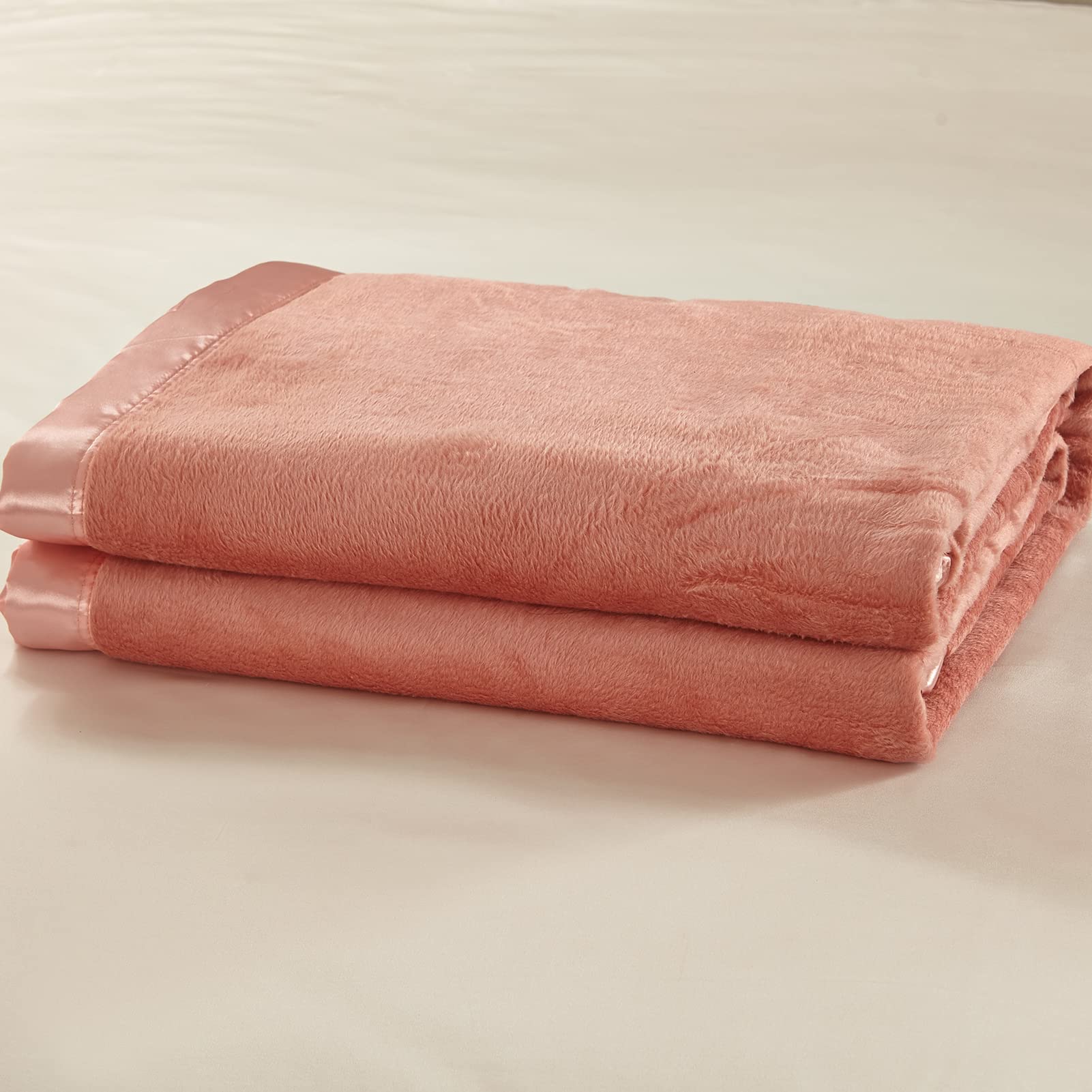 Luxury LilySilk Throw Blanket - 100% Mulberry Silk Fluffy Bed Blanket for Couch & Bed - Lightweight All-Season Bedspread for Adults & Kids (Pink, 86''×95'') - Perfect for Sofa Lounging, Bedroom Decor & Cozy Evenings