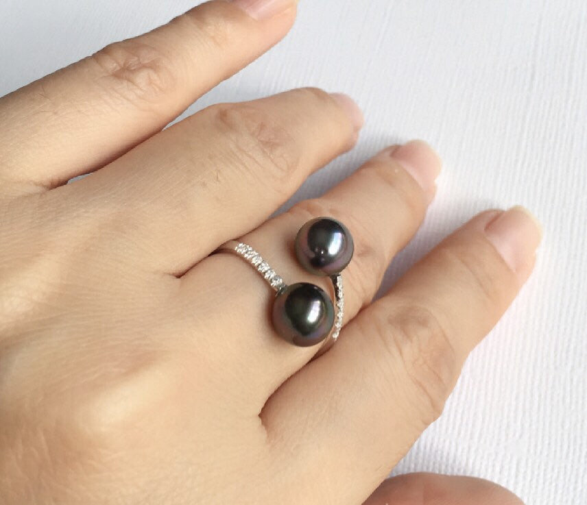 Elegant Ring Leia with Diamond Pave and Tahitian Pearls - Perfect for Weddings, Anniversaries & Special Occasions (E148)
