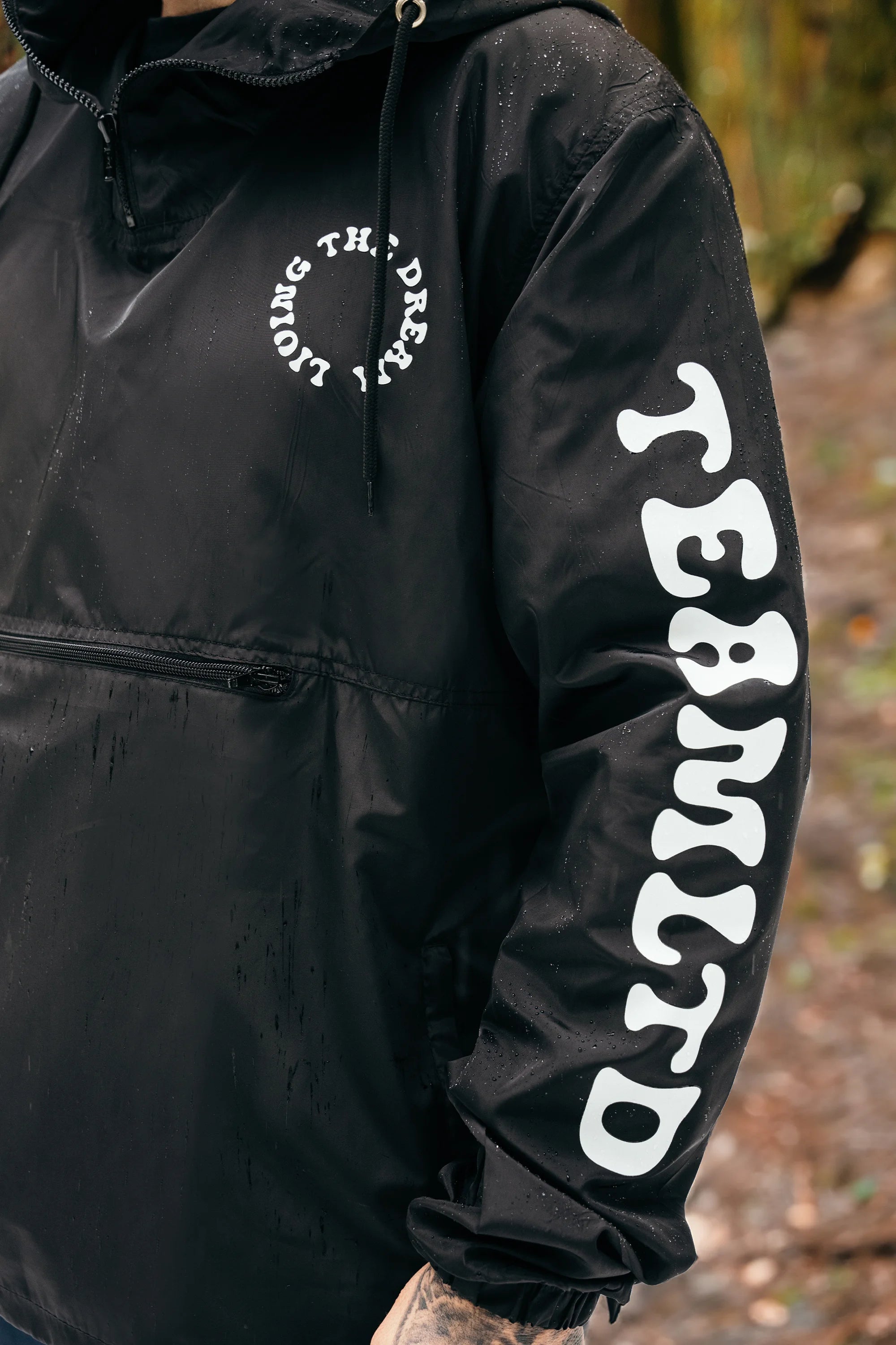 Black Anorak Pullover for Men & Women - Lightweight Waterproof Windbreaker Jacket for Hiking, Camping & Outdoor Activities