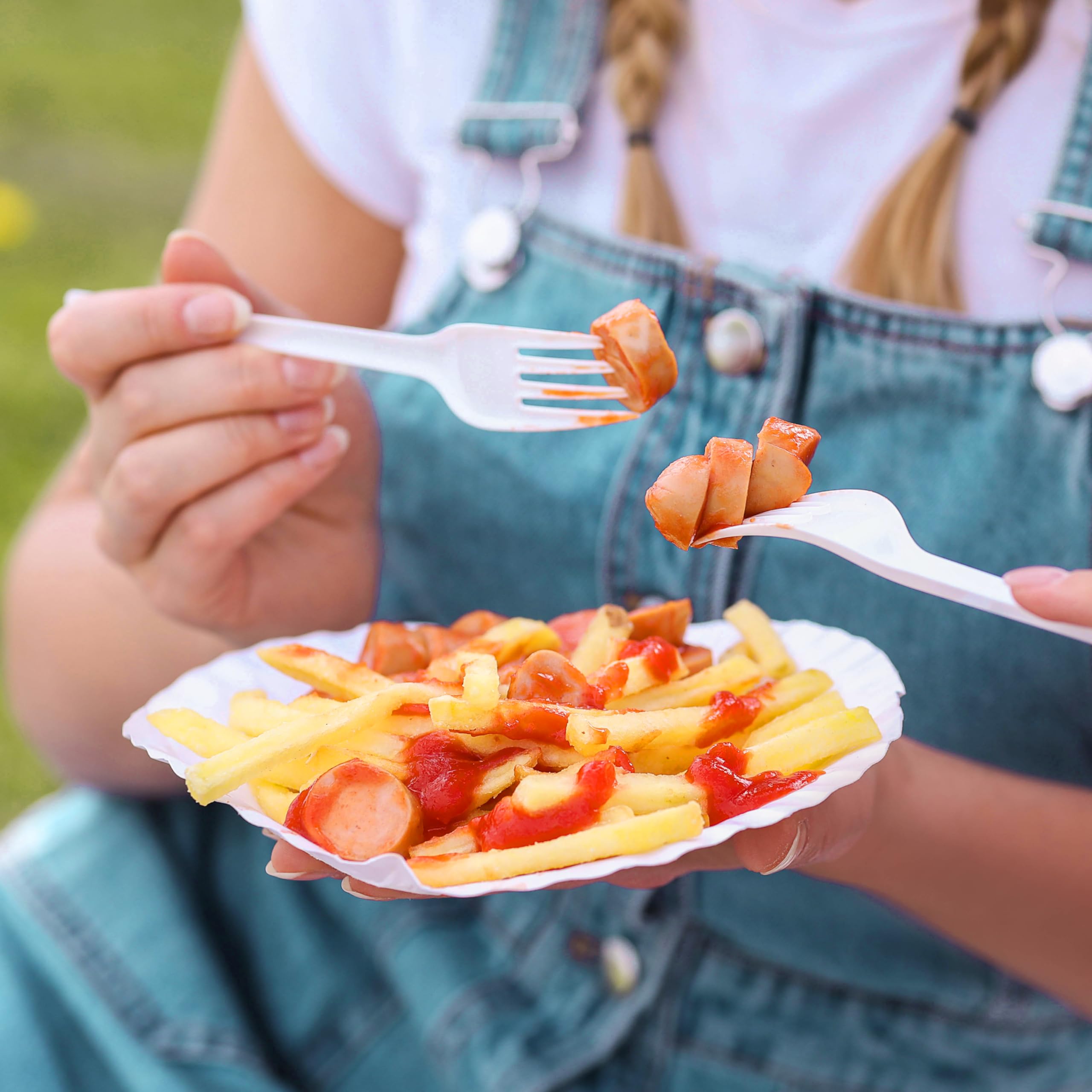 100 Pack Heavy Duty Clear Plastic Forks - Disposable Cutlery Set for Parties, BBQs, Picnics, Office & Home Use | Bulk Plastic Utensils for Catering, Events, Camping & Everyday Dining | Durable Disposable Silverware