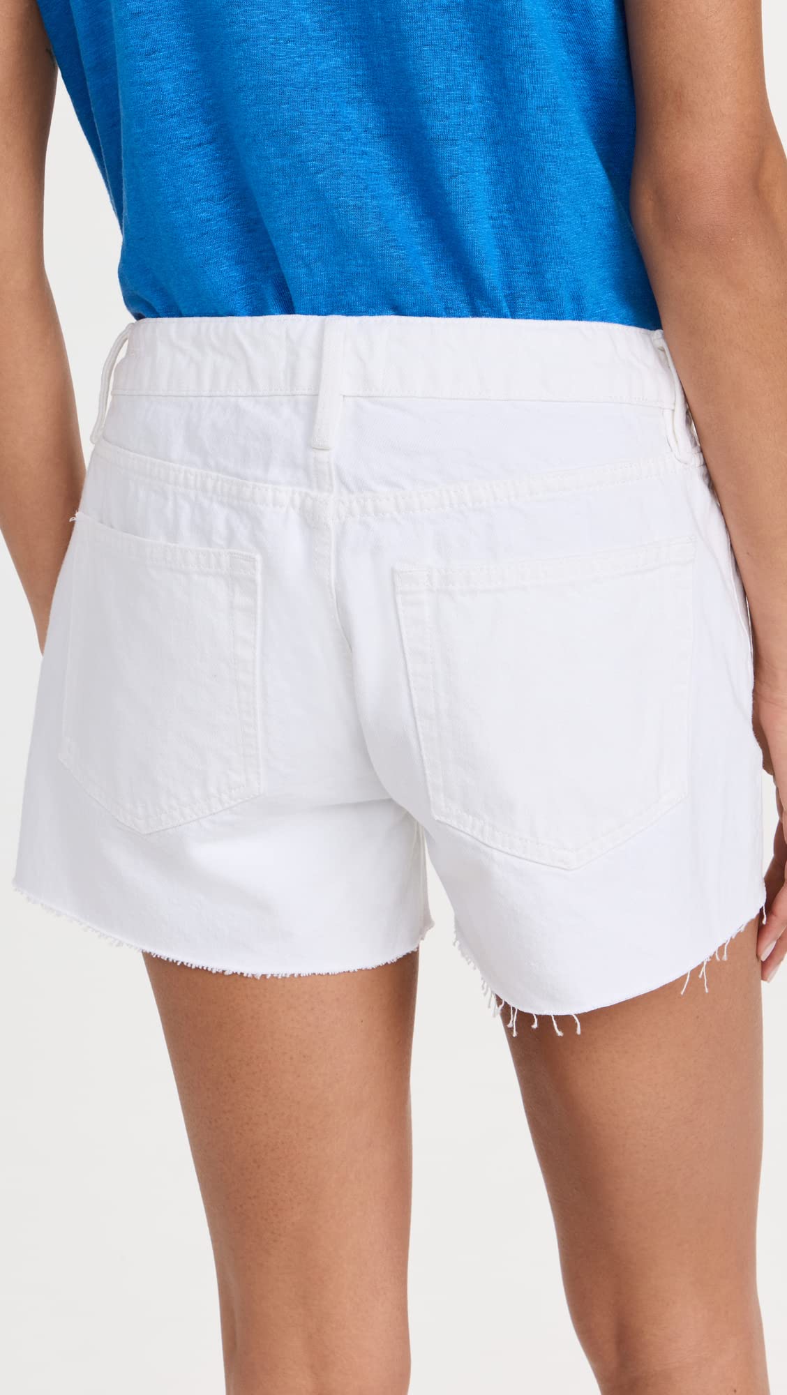 FRAME Women's Le Grand Garcon High Waist Raw Hem Denim Jean Shorts - Stylish Distressed Summer Shorts for Casual Outings & Beach Vacations
