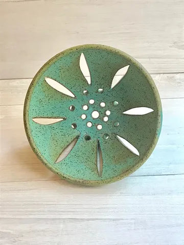 Bari Moss Ceramics Berry Bowl with Tray - Seafoam Green Leaf Pattern Fruit Serving Dish #S05 | Perfect for Breakfast, Dessert Display & Home Decor