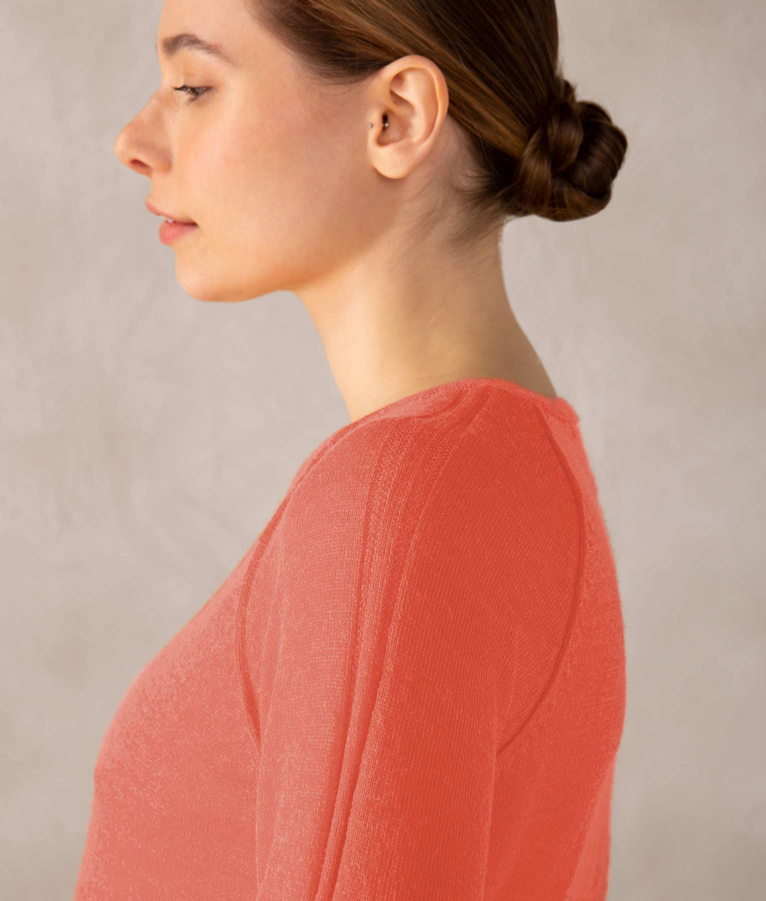 Soft Baby Alpaca Wool Raglan Sleeve Sweater for Women - Cozy Winter Pullover for Casual Wear & Outdoor Activities